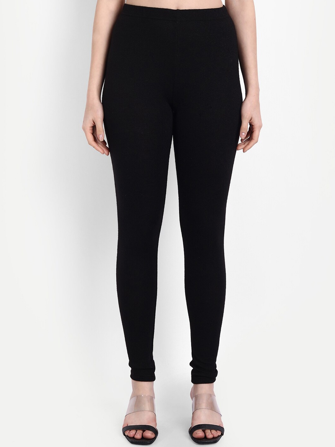 

SUTI Women Black Solid Cotton Ankle-Length Leggings