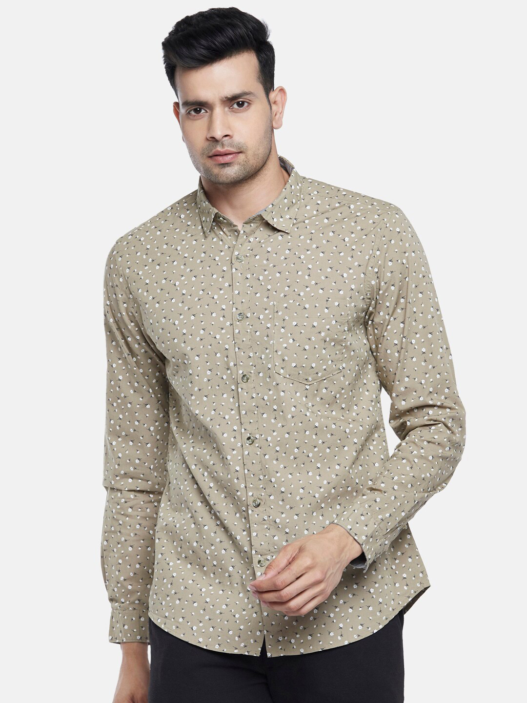 

BYFORD by Pantaloons Men Beige Slim Fit Printed Casual Shirt