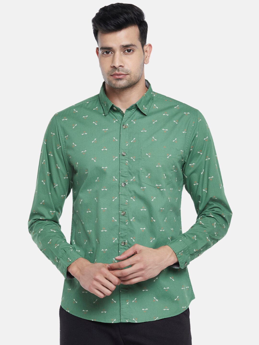 

BYFORD by Pantaloons Men Olive Green & White Slim Fit Printed Pure Cotton Casual Shirt