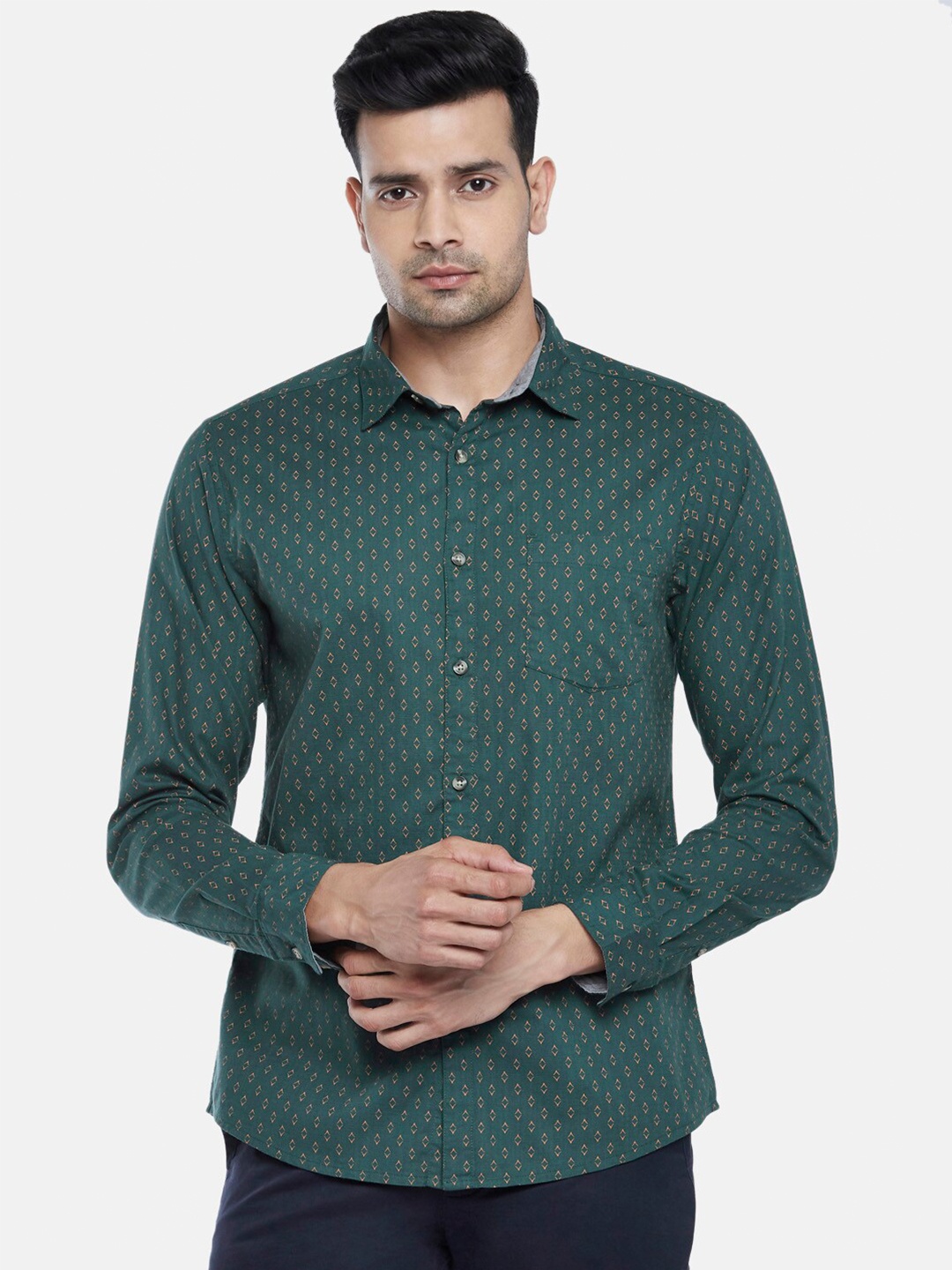 

BYFORD by Pantaloons Men Green Slim Fit Printed Casual Shirt