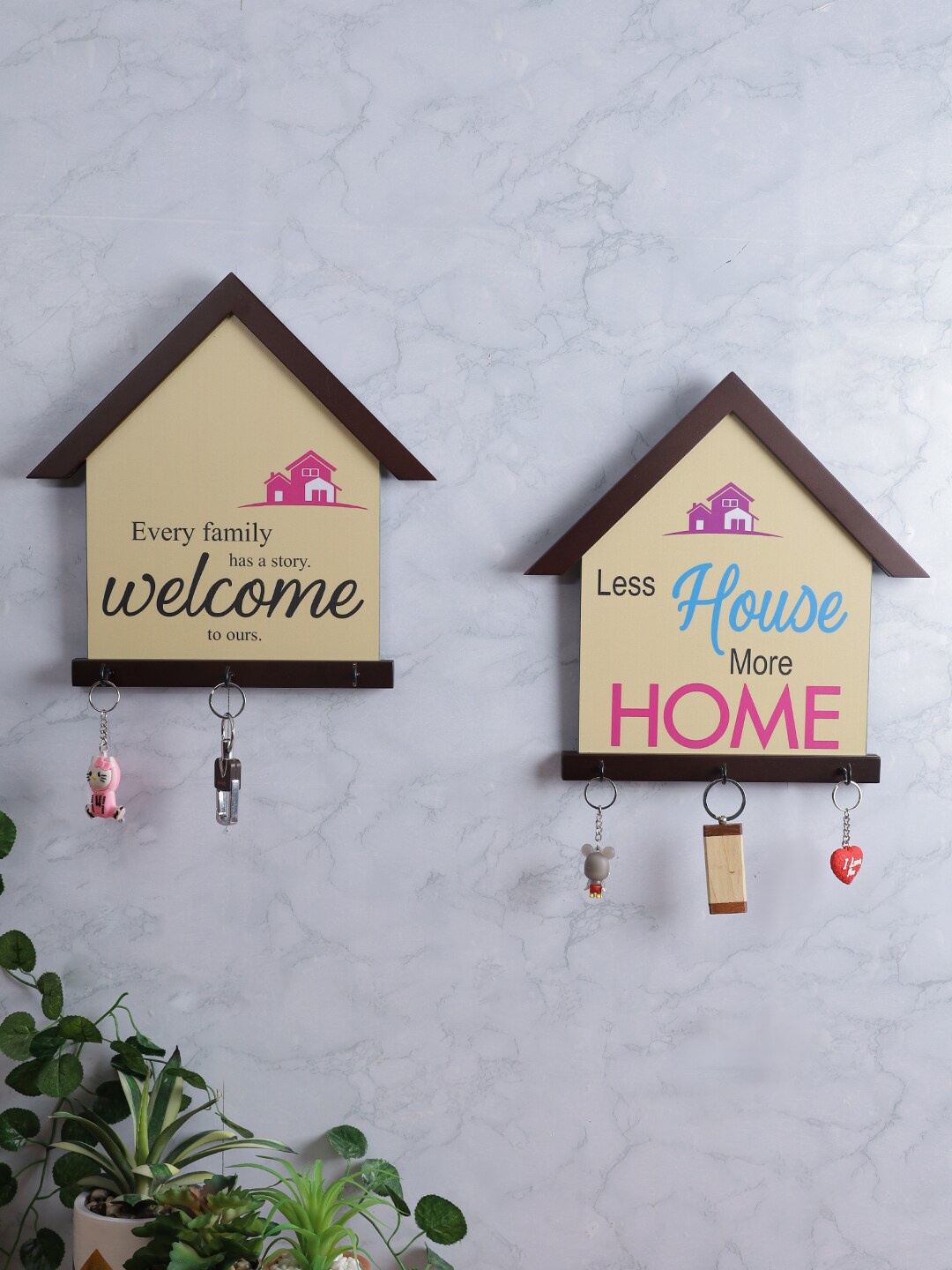

Safal Brown Set of 2 Home Theme Wooden Key Holder