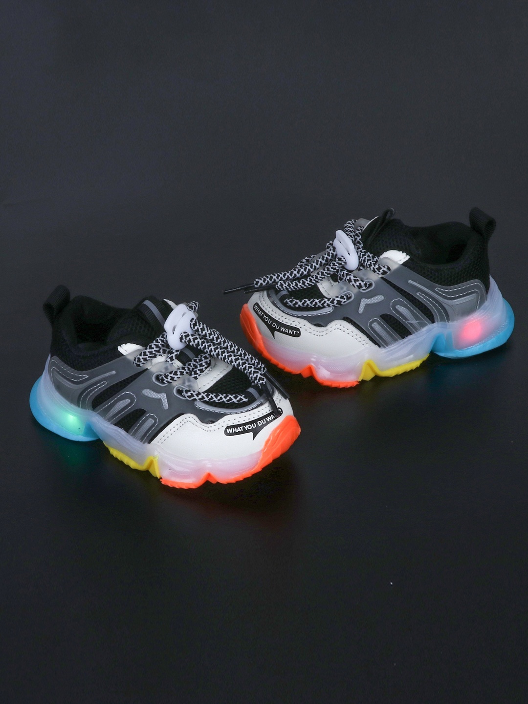 

FEETWELL SHOES Unisex Kids Black & White LED Colourblocked Sneakers