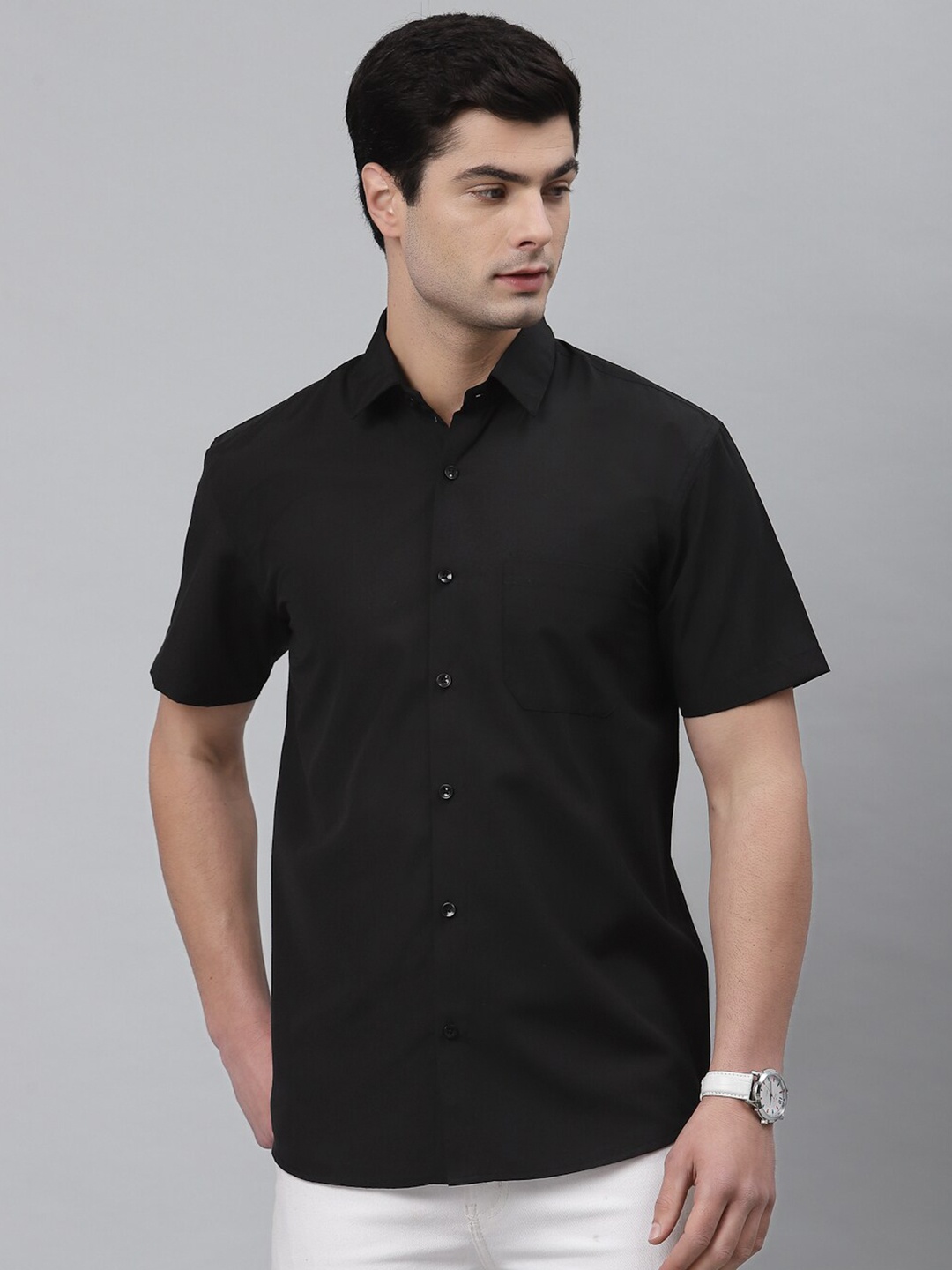 

NEUDIS Men Black Classic Regular Fit Casual Shirt