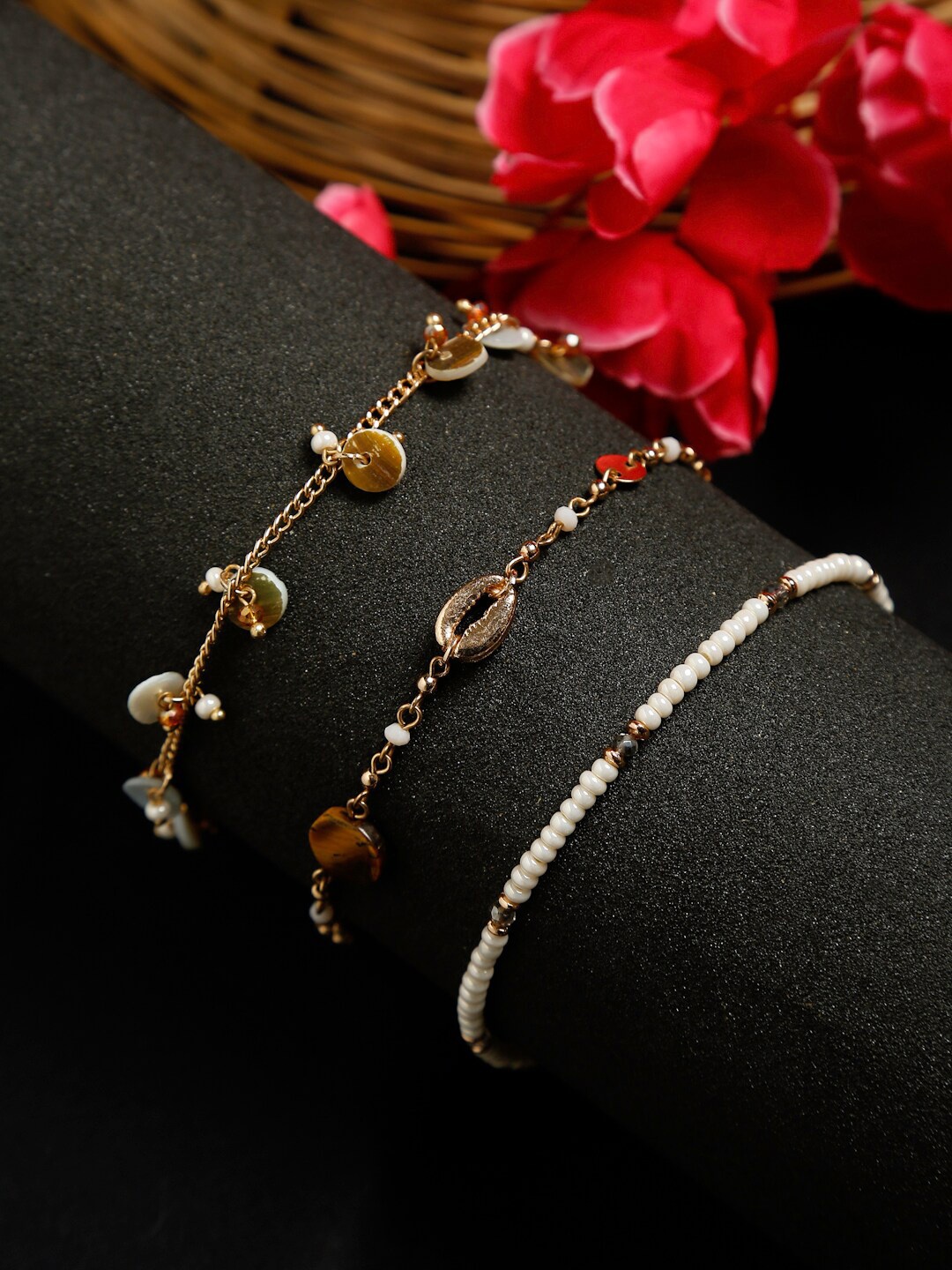 

Madame Rose Gold Natural Shell Chain Anklet