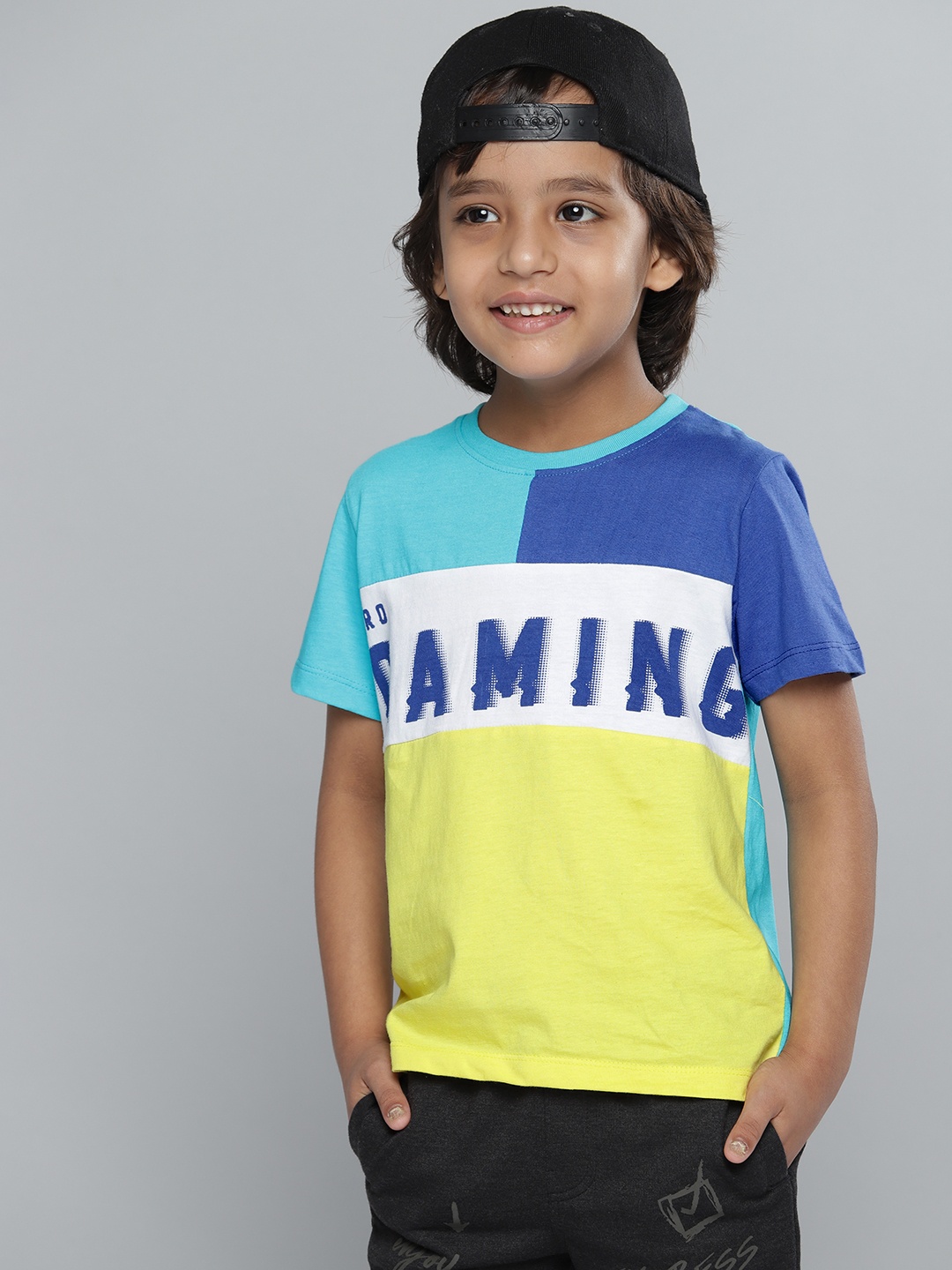 

YK Boys Blue & White Colourblocked Pure Cotton T-shirt