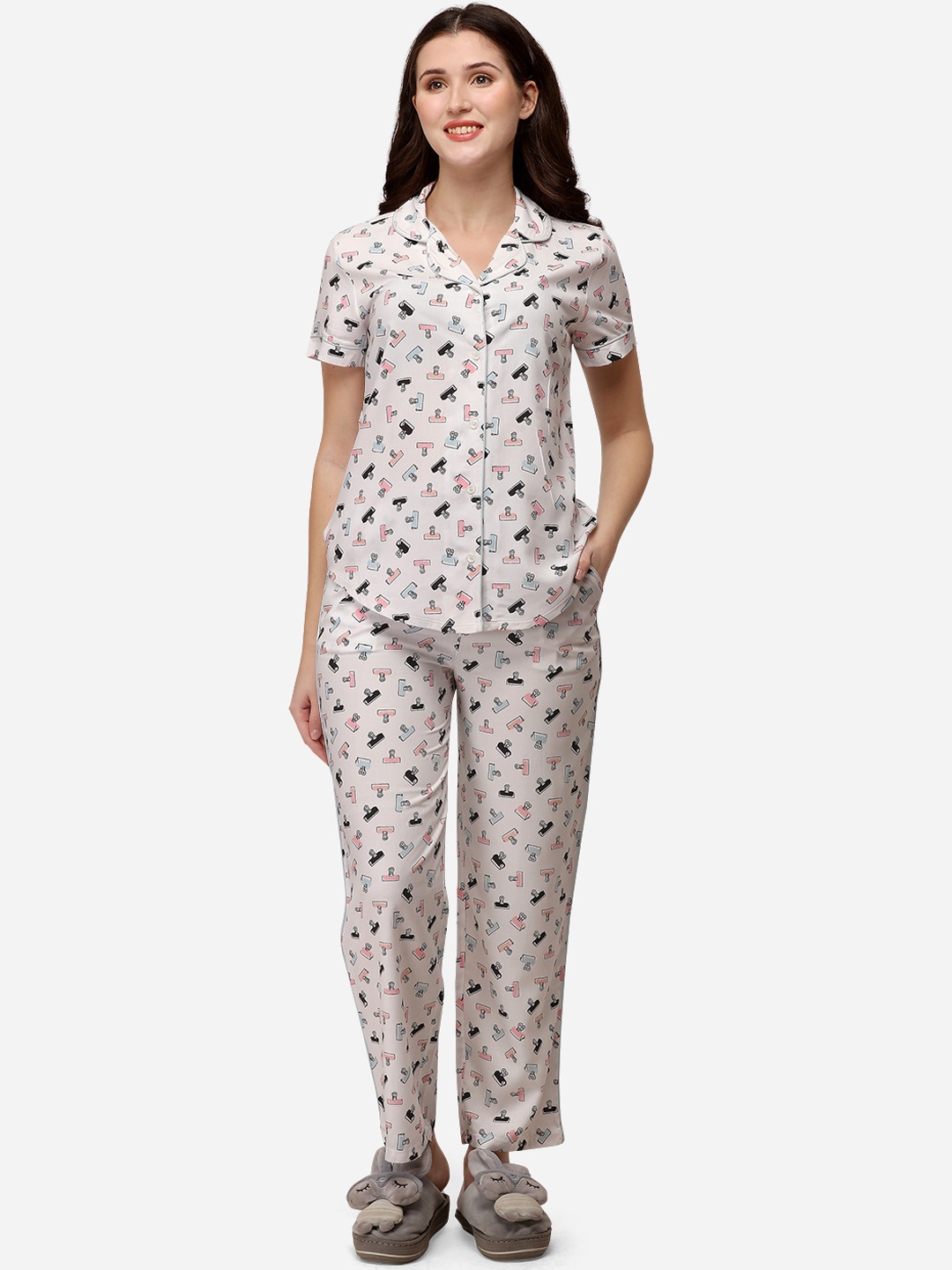 

Soie Women White & Black Conversational Printed Night Suit