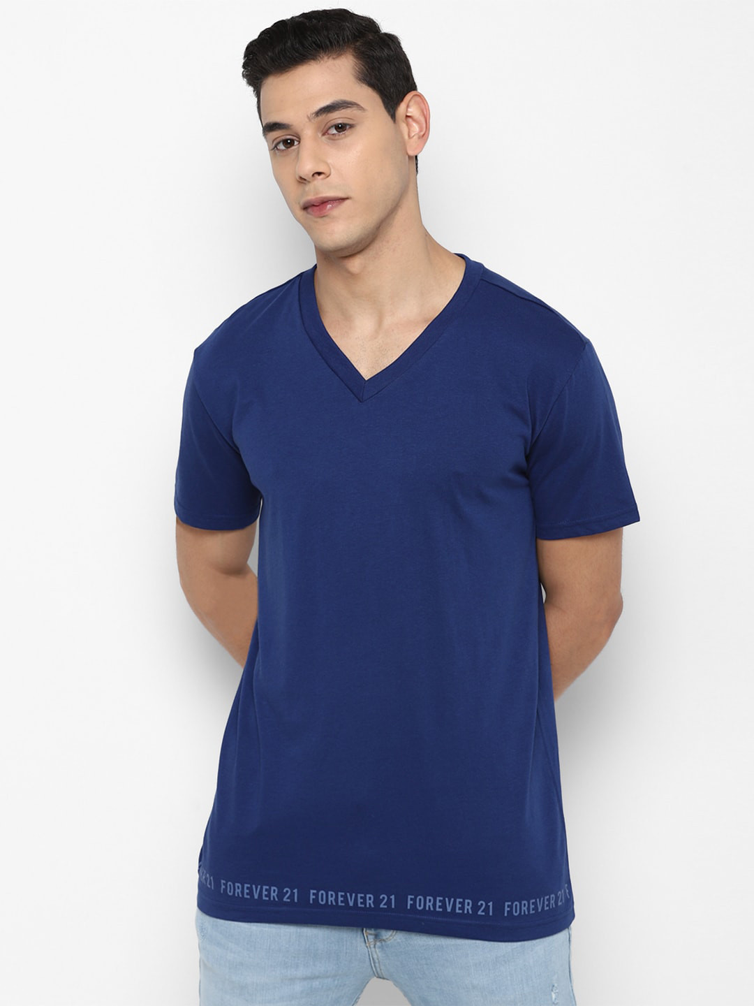 

FOREVER 21 Men Navy Blue V-Neck T-shirt