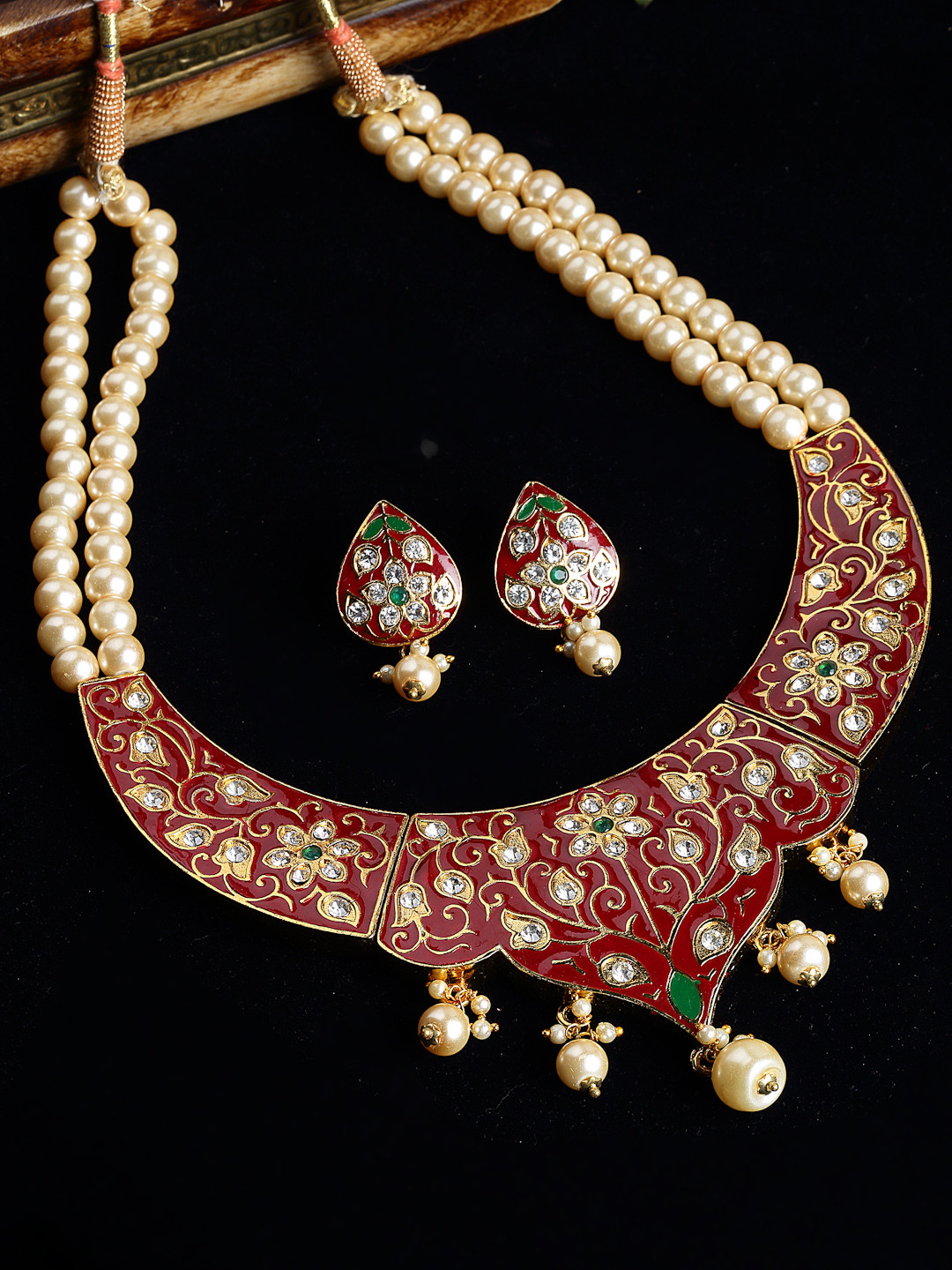 

PANASH Gold-Plated Maroon & White Meenakari Handcrafted Embellished Jewellery Set