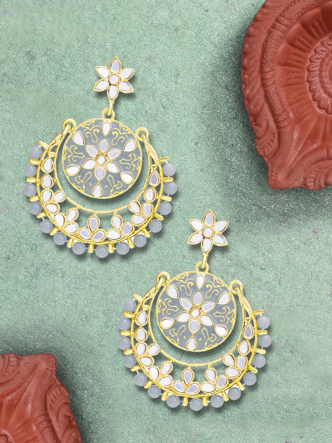 

LIVE EVIL Grey & Gold Plated Kundan Handcrafted Contemporary Chandbalis Earrings