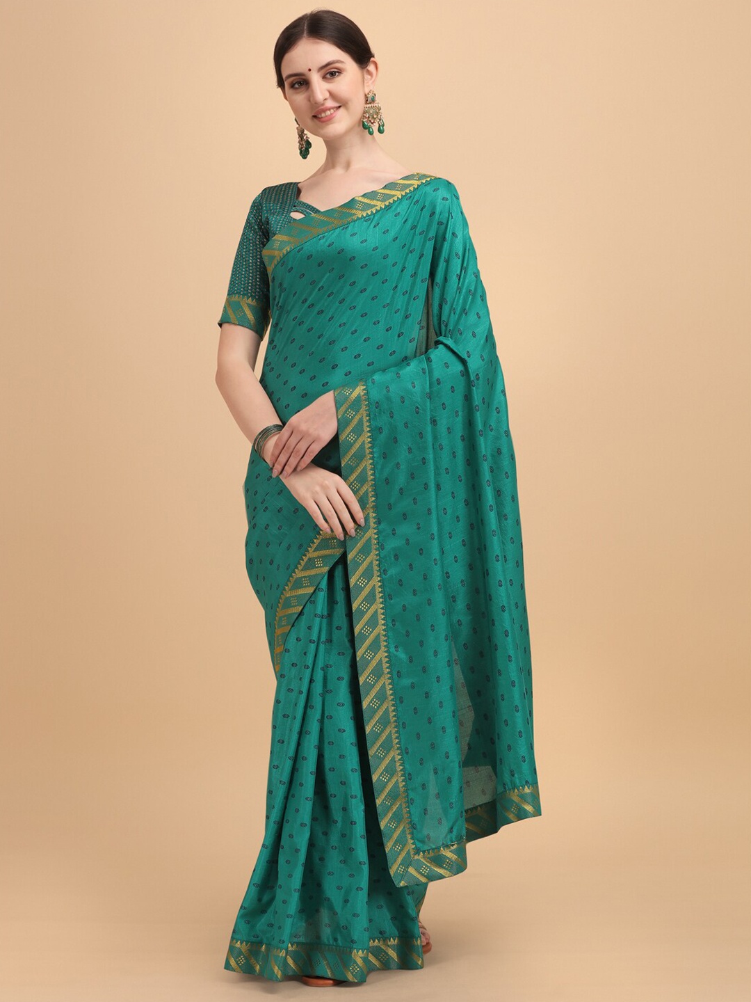 

KALINI Green & Gold-Toned Silk Blend Saree