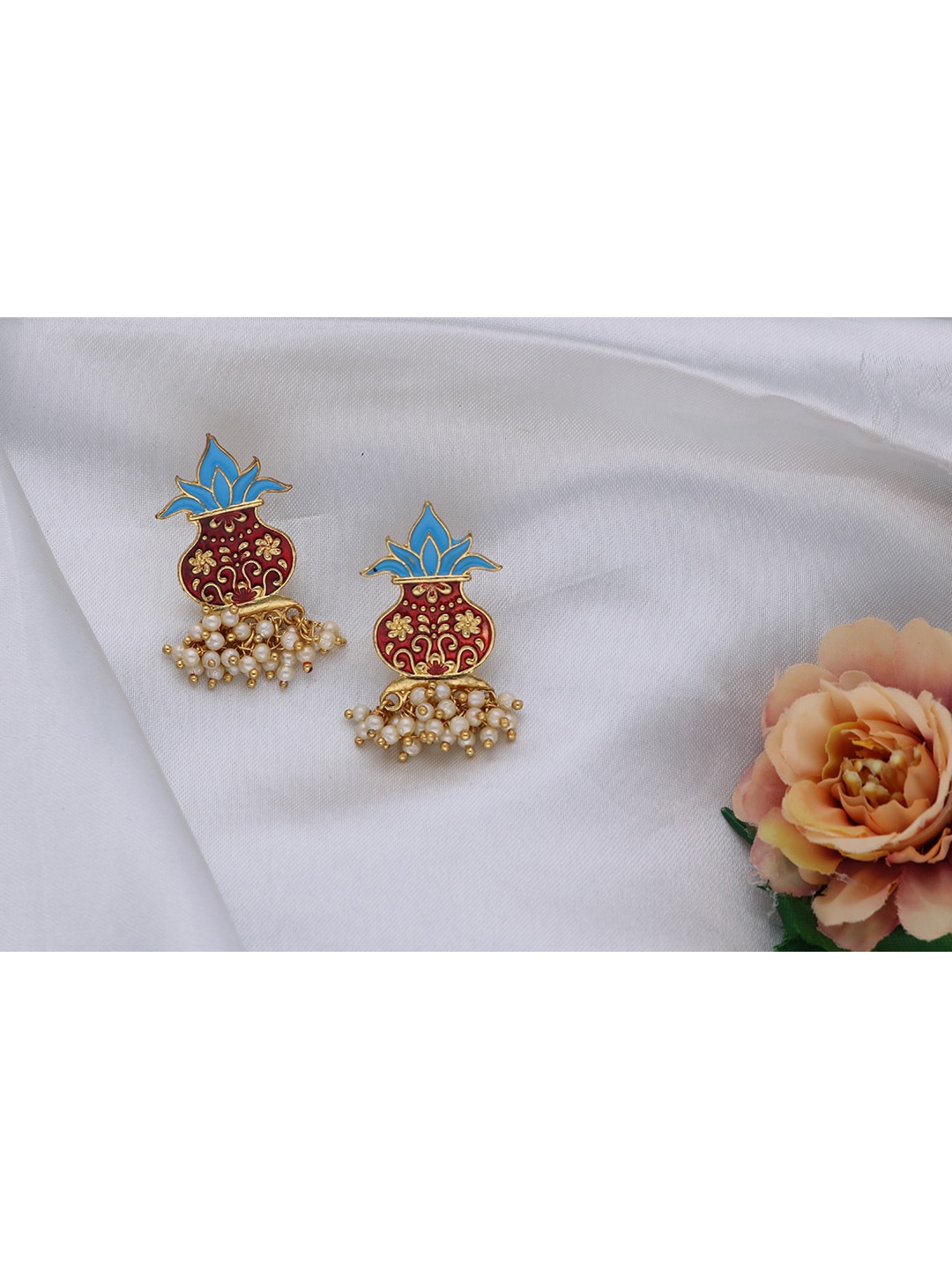 

MORKANTH JEWELLERY Maroon & Blue Gold-Plated Contemporary Kalash Jhumkas Earrings