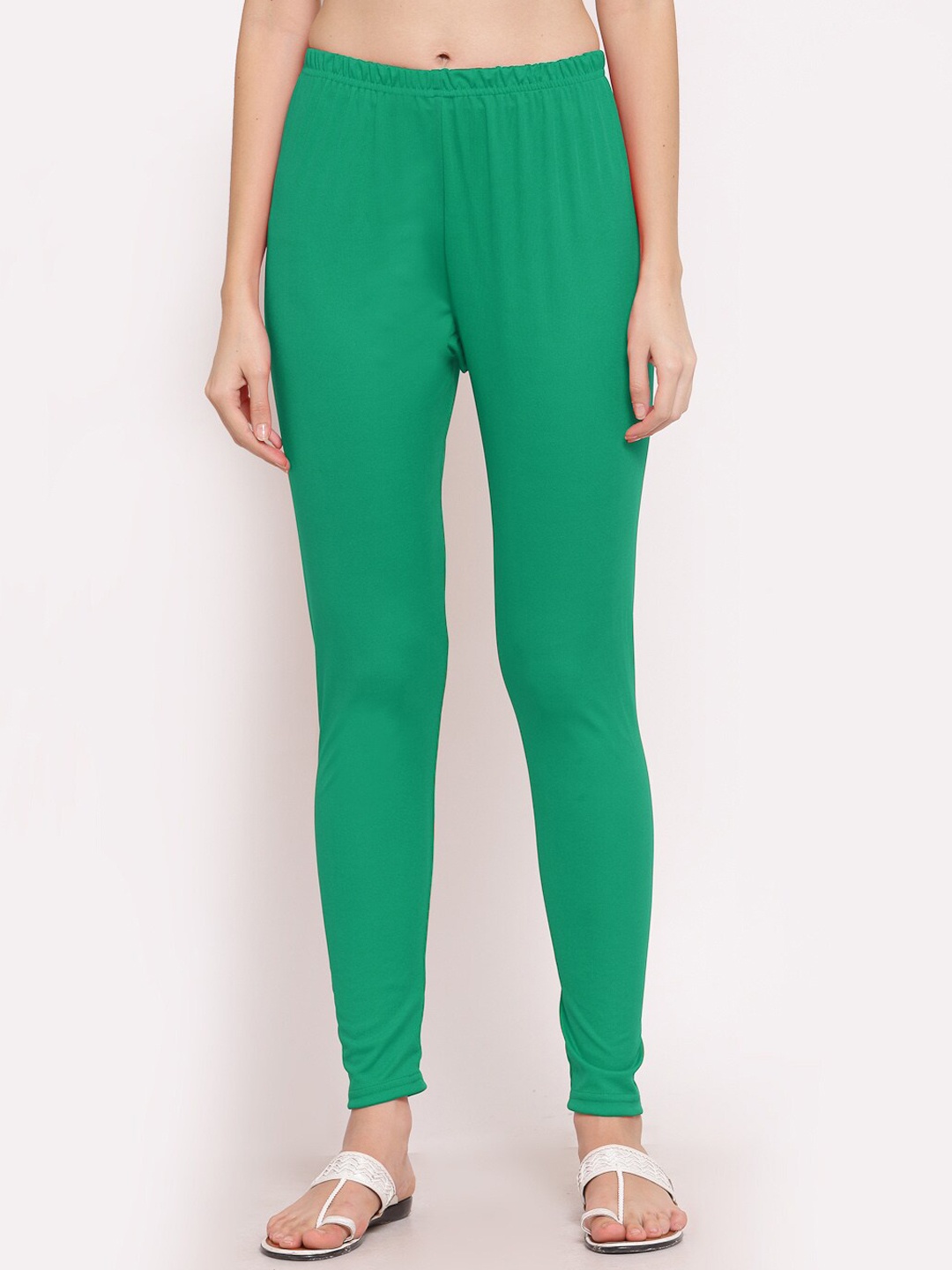 

KLOTTHE Women Green Solid Churidar-Length Leggings