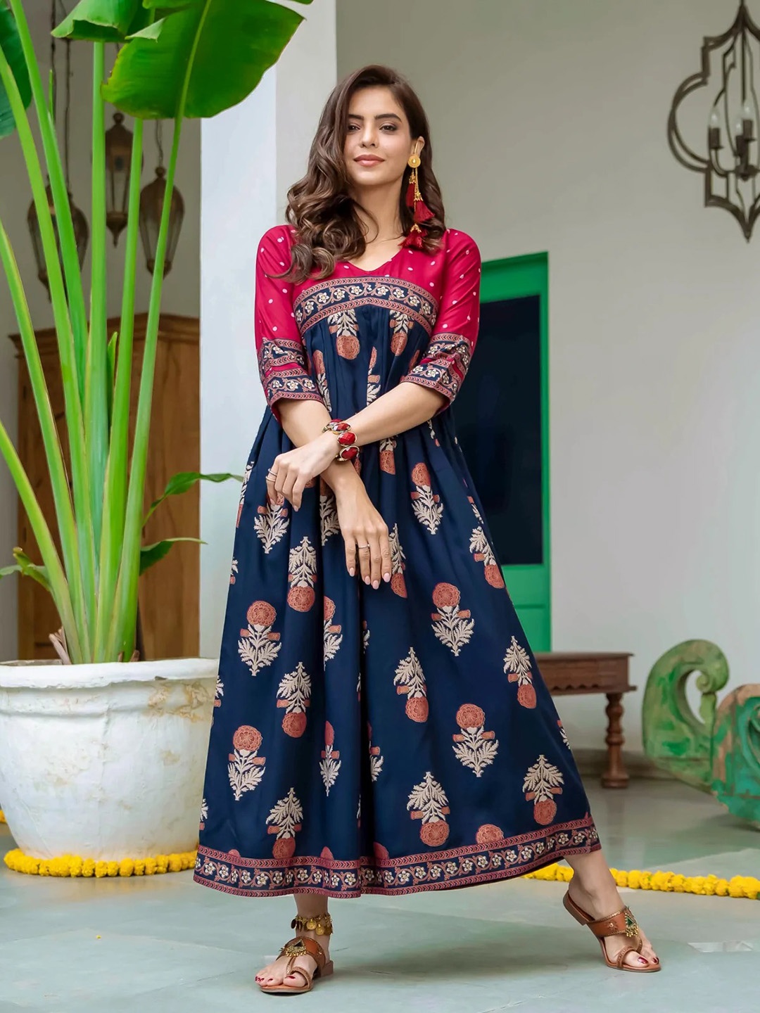 

Rustorange Red & Navy Blue Ethnic Motifs Printed Maxi Dress