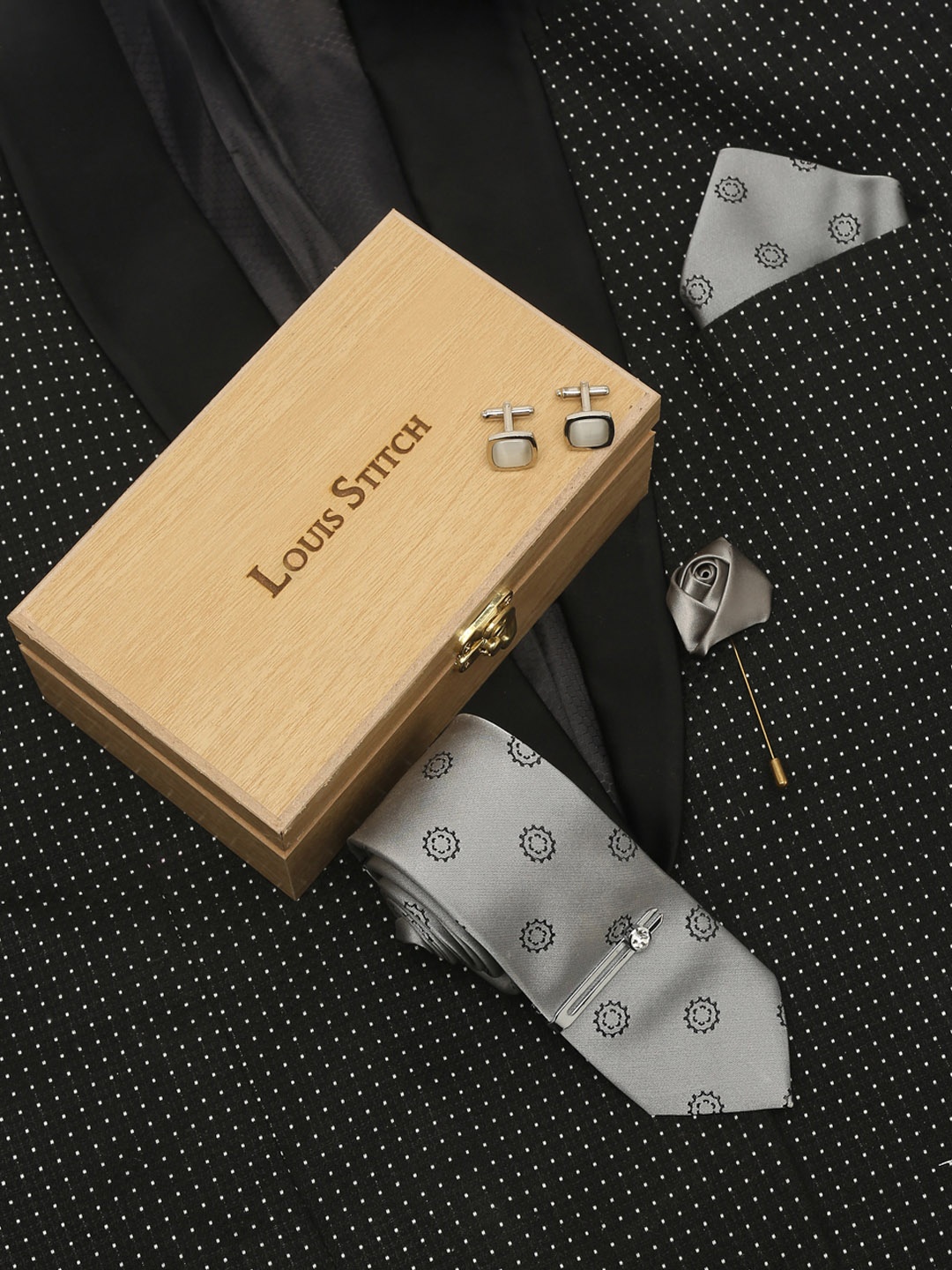 

LOUIS STITCH Men's Italian Silk Necktie Accessory Gift Set, Grey