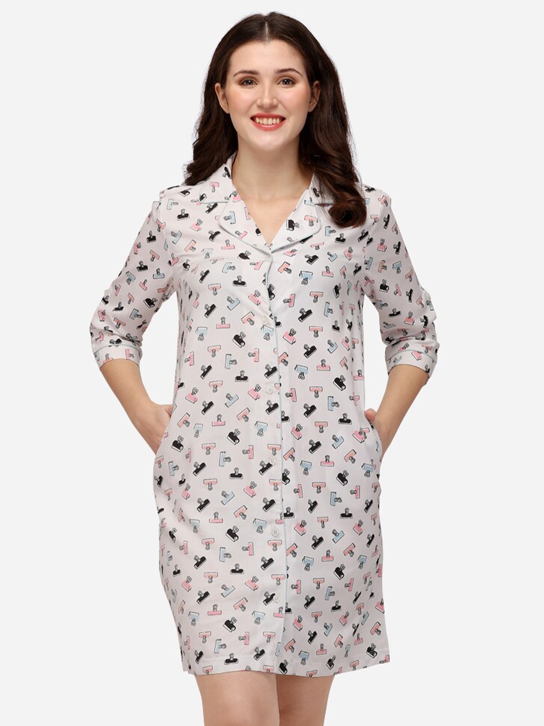 

Soie White Printed Knee Length Nightdress