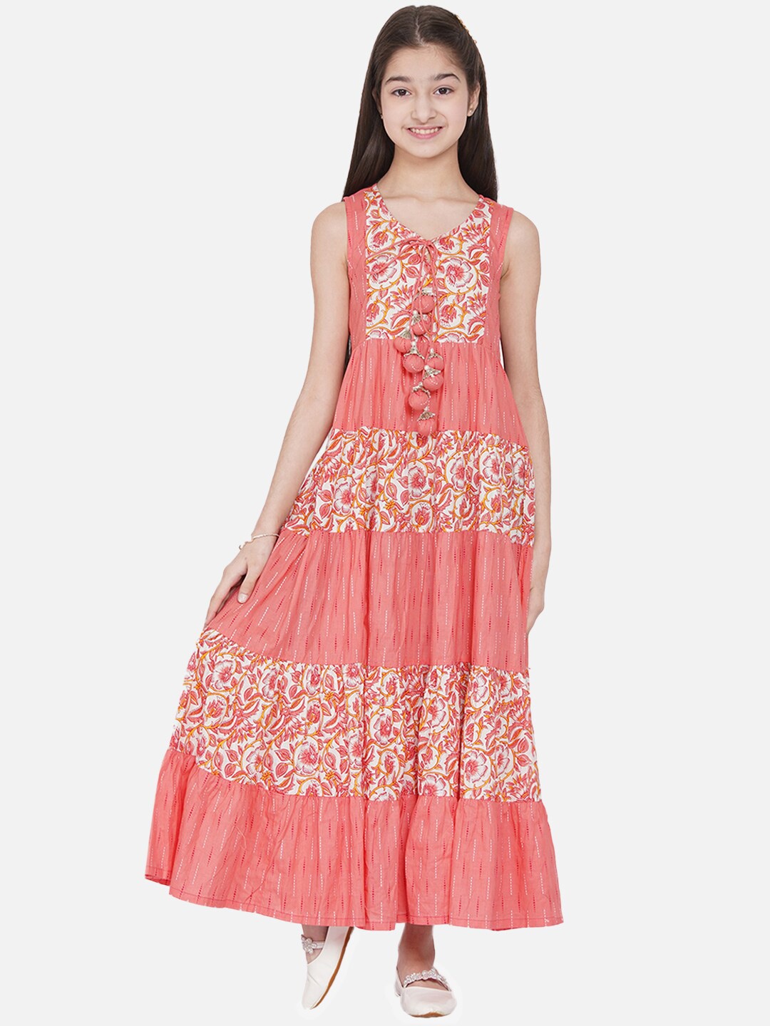 

titliyan Peach-Coloured & White Floral Keyhole Neck Maxi Dress