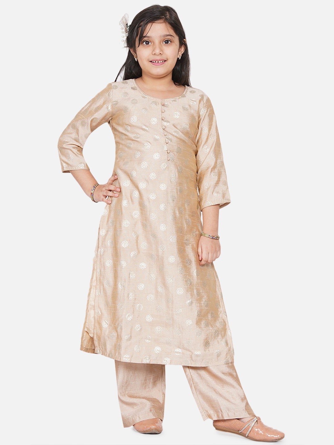 

titliyan Girls Beige Floral Printed Kurta with Palazzos