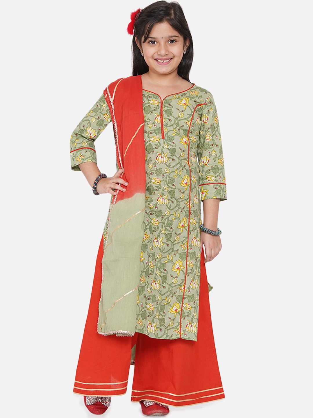 

titliyan Girls Green Floral Panelled Pure Cotton Kurta with Palazzos & With Dupatta