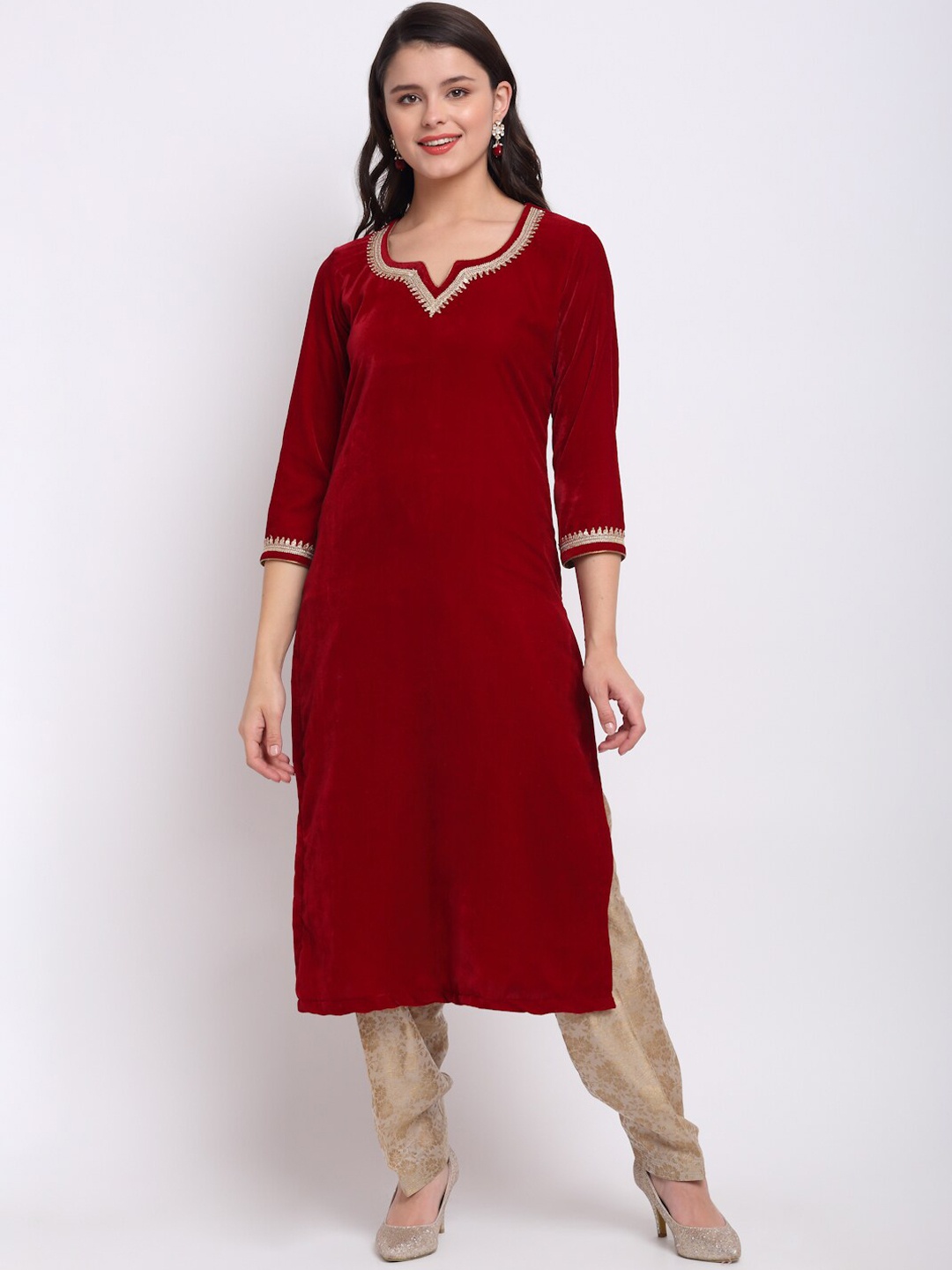 

anokherang Women Maroon & Gold-Toned Gotta Patti Velvet Kurta with Brocade Salwar