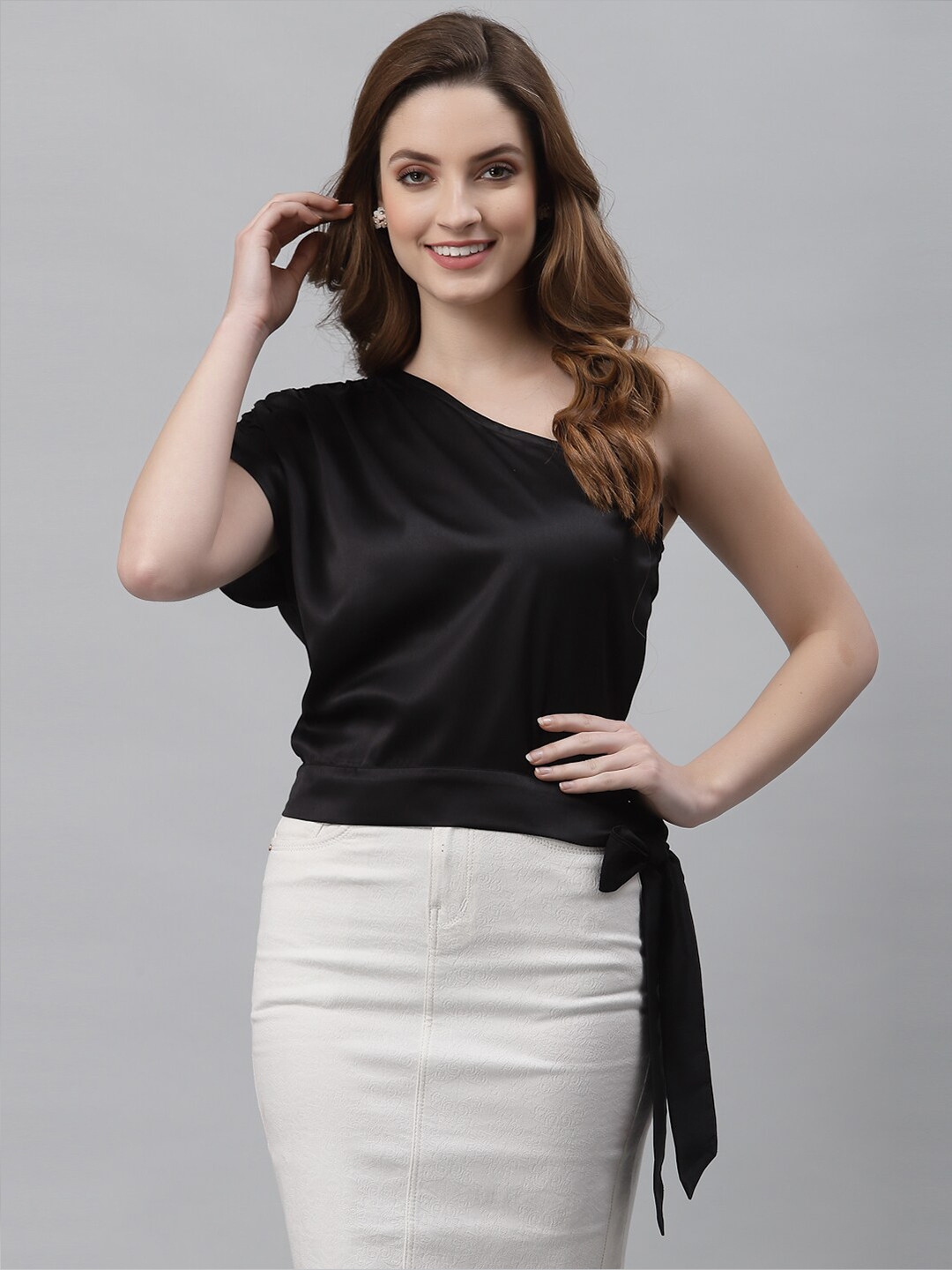 

NEUDIS Black One Shoulder Extended Sleeves Sheen Satin Top