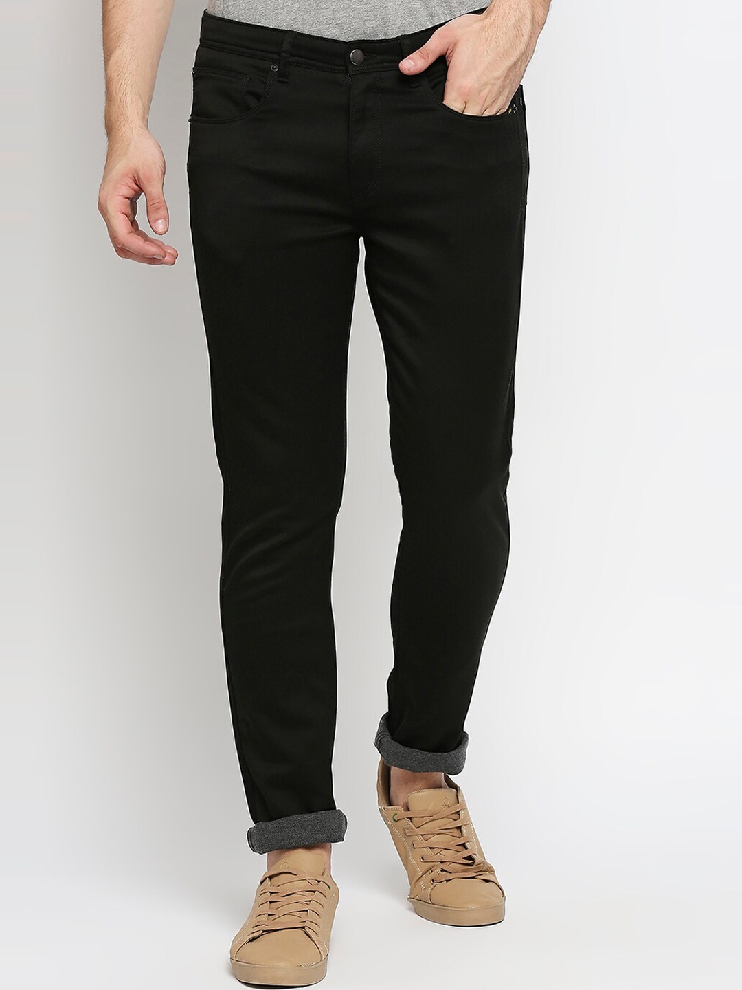 

SPYKAR Men Black Loose Fit Low-Rise Chinos Trousers