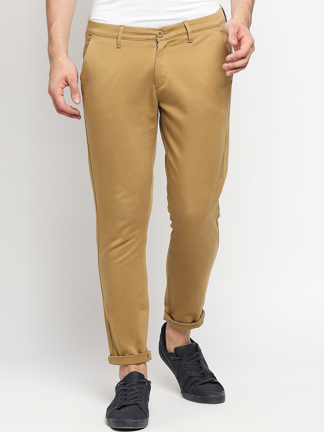 

SPYKAR Men Khaki Solid Slim Fit Low-Rise Chambray Trousers