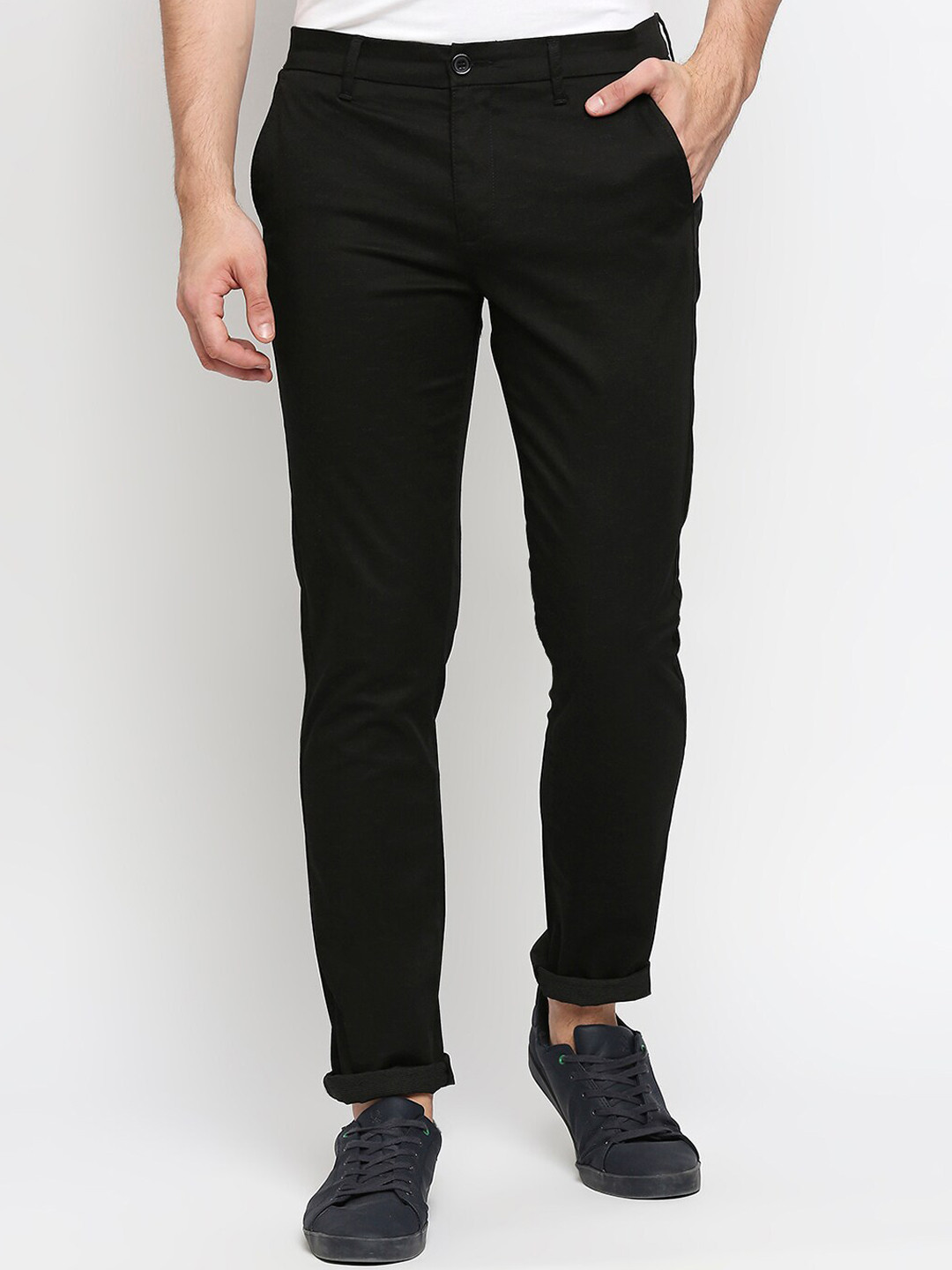 

SPYKAR Men Cotton Black Low-Rise Chambray Trousers