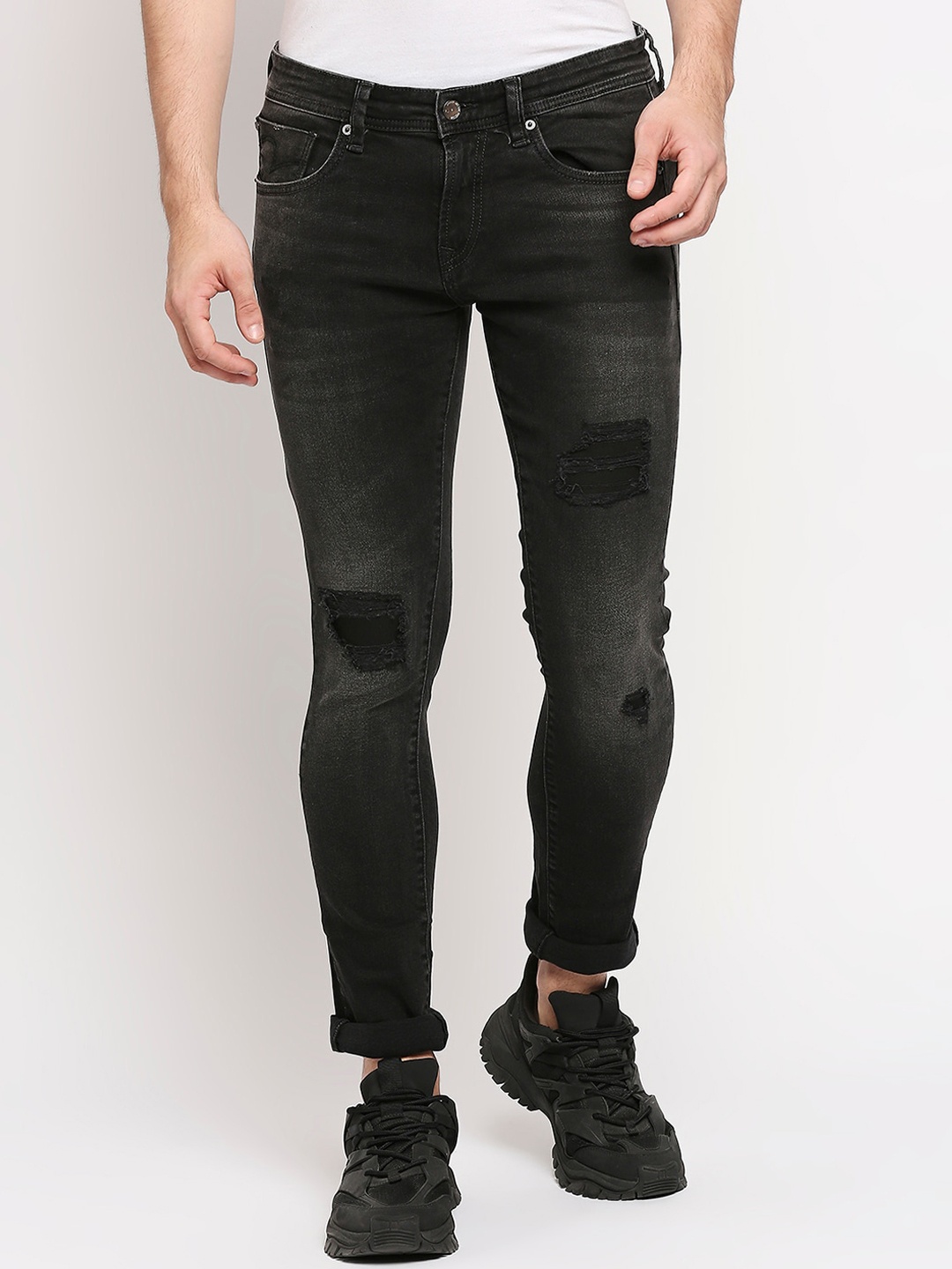 

SPYKAR Men Black Relaxed Fit Low-Rise Mildly Distressed Heavy Fade Jeans