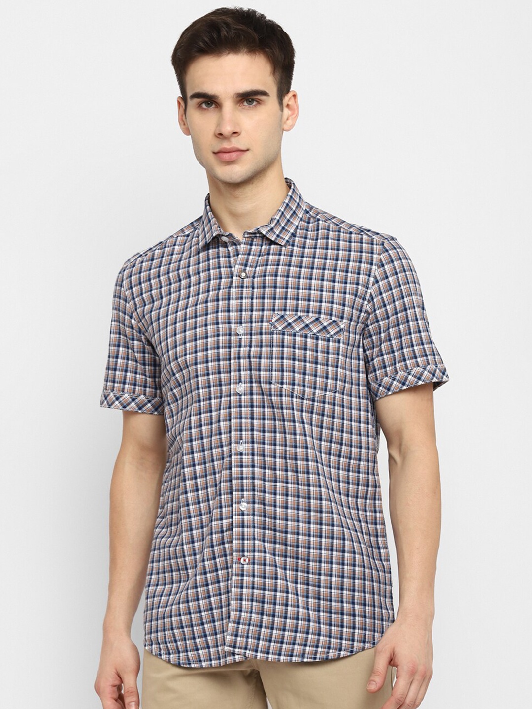 

Red Chief Men Beige & Navy Blue Classic Checked Casual Shirt