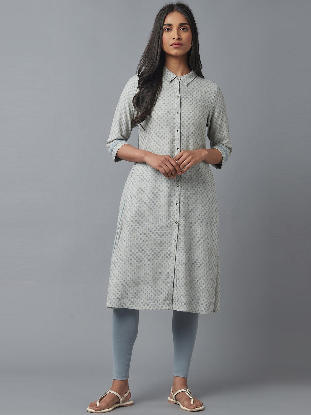 

W Women Grey Geometric Printed Thread Work Kurta
