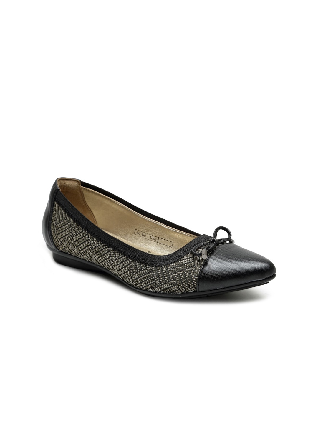 

VON WELLX GERMANY Women Black Ballerinas with Bows Flats