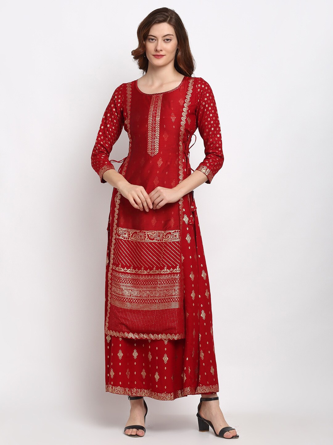

Lovely Lady Maroon Ethnic Motifs Formal Maxi Dress