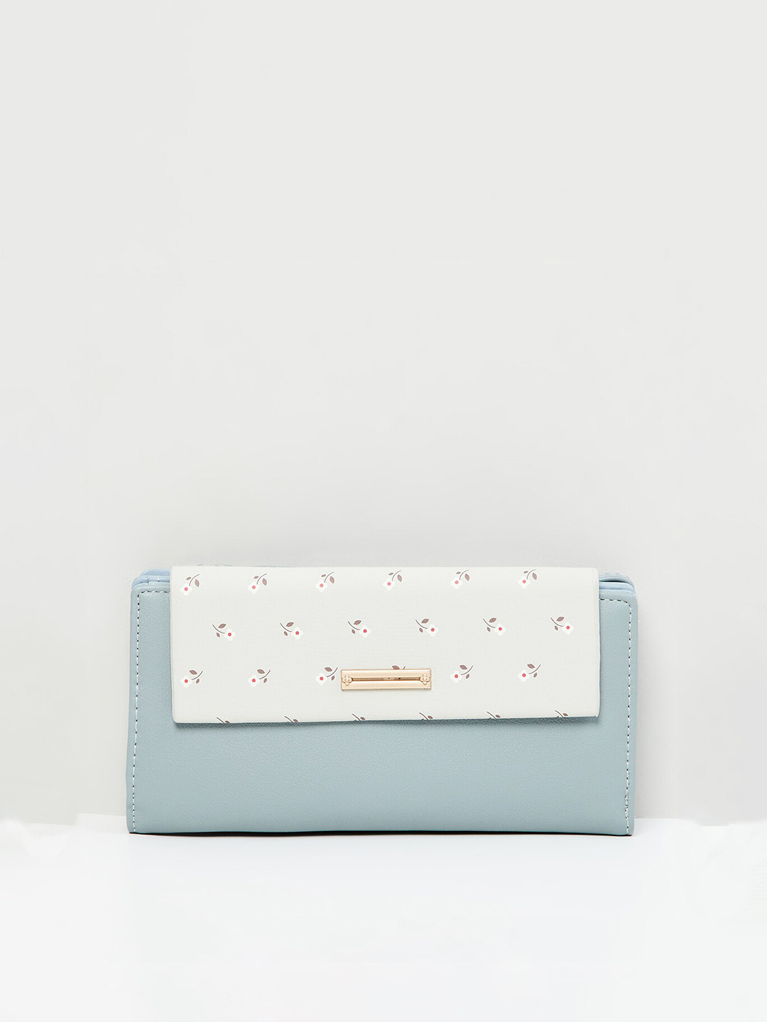 

max Women Blue & White Floral Printed PU Envelope Wallets