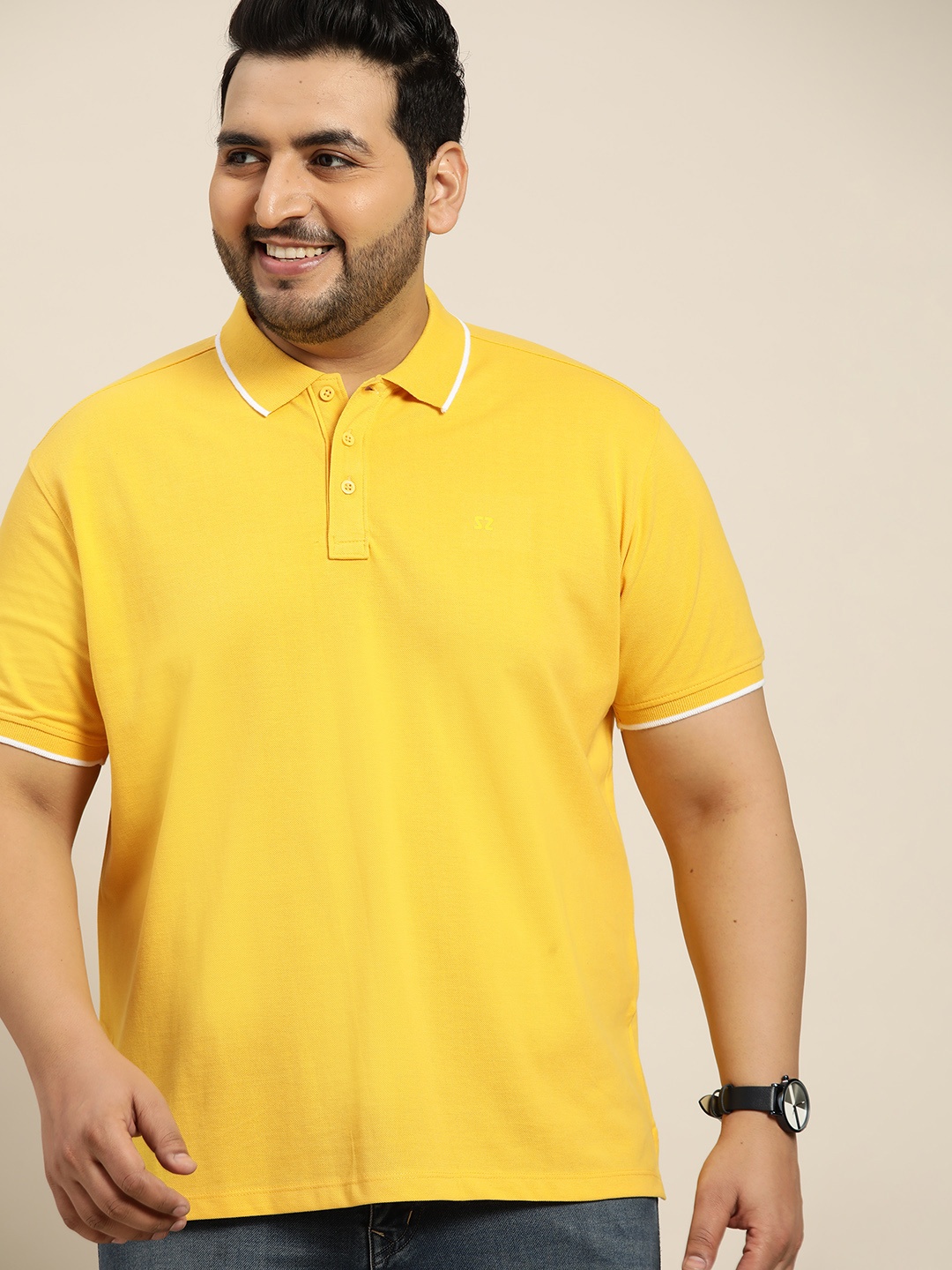 

Sztori Men Plus Size Yellow Solid Polo Collar T-shirt