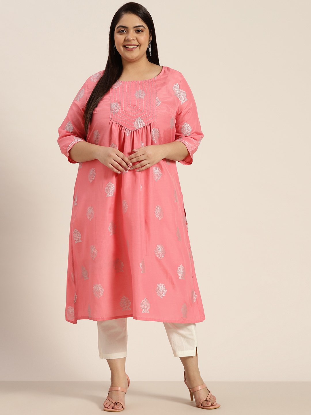 

Sztori Women Plus Size Pink & Silver-Toned Floral Printed Kurta