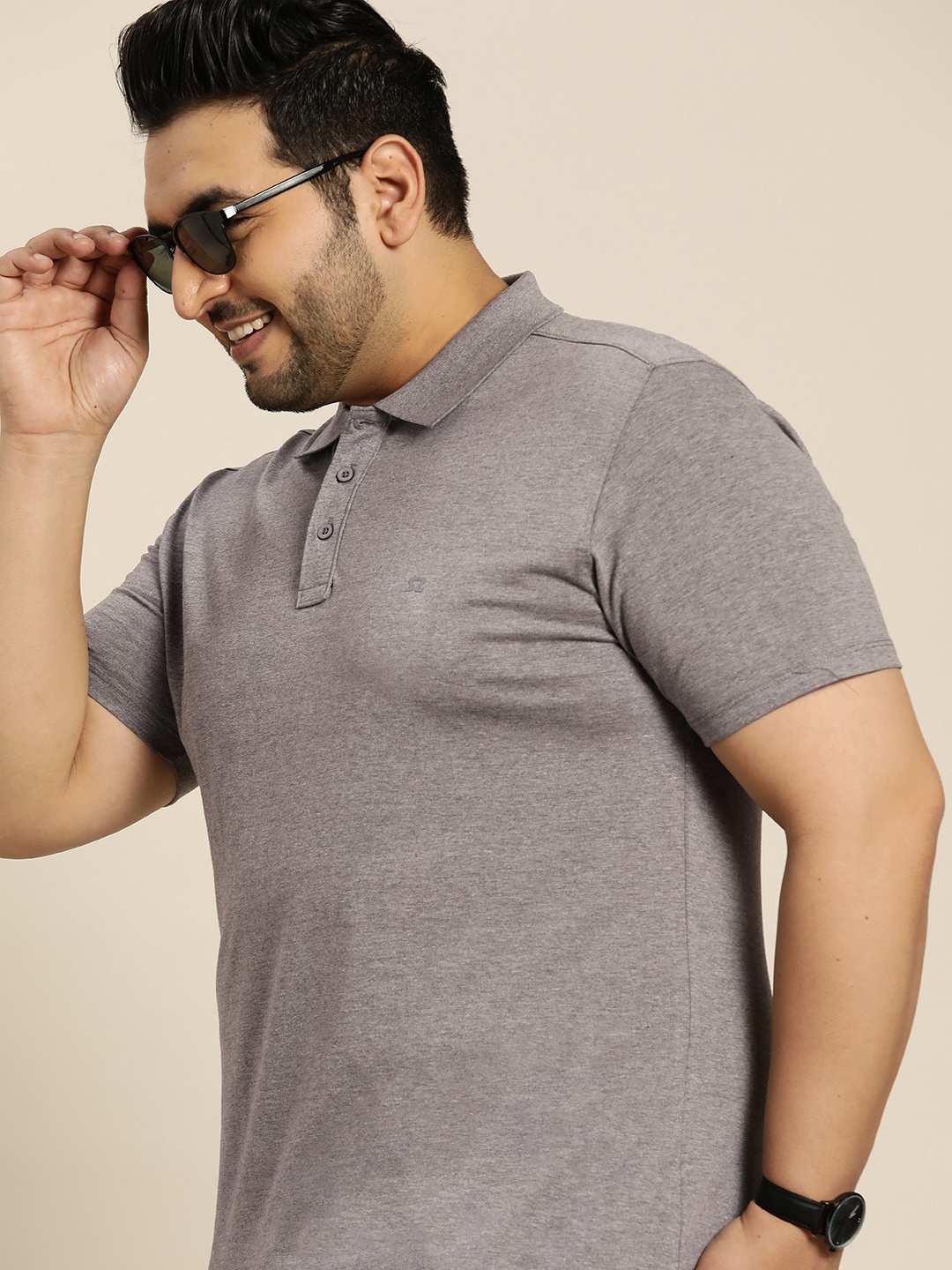 

Sztori Plus Size Men Grey Melange Solid Polo Collar T-shirt