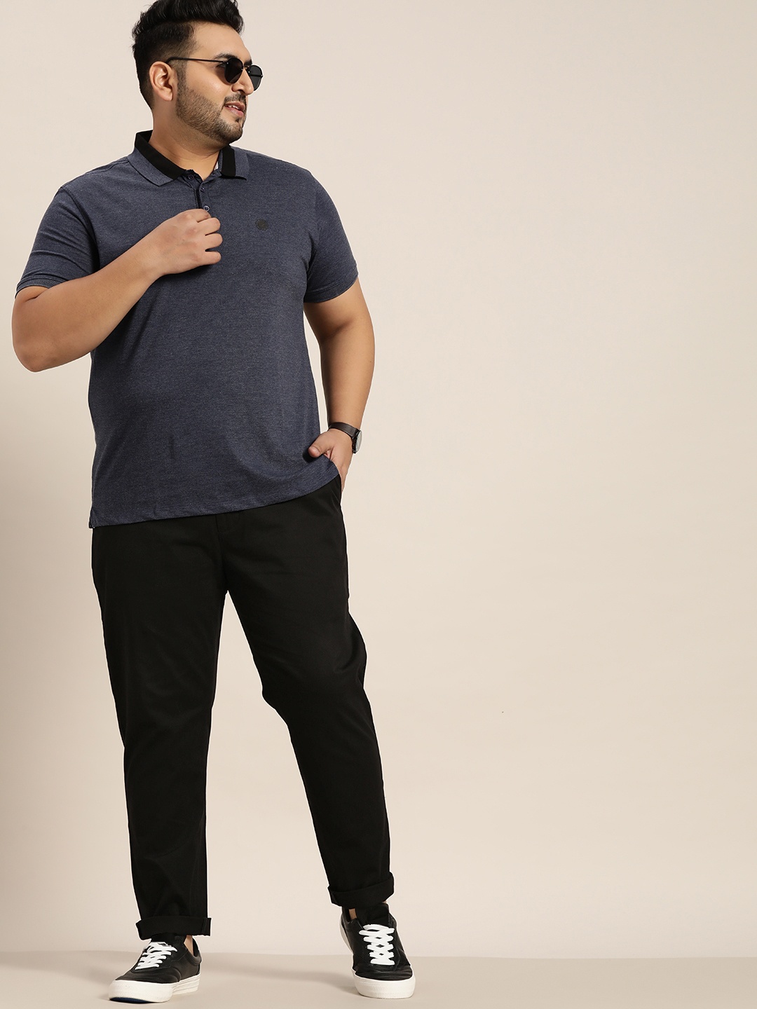 

Sztori Men Plus Size Black Solid Trousers