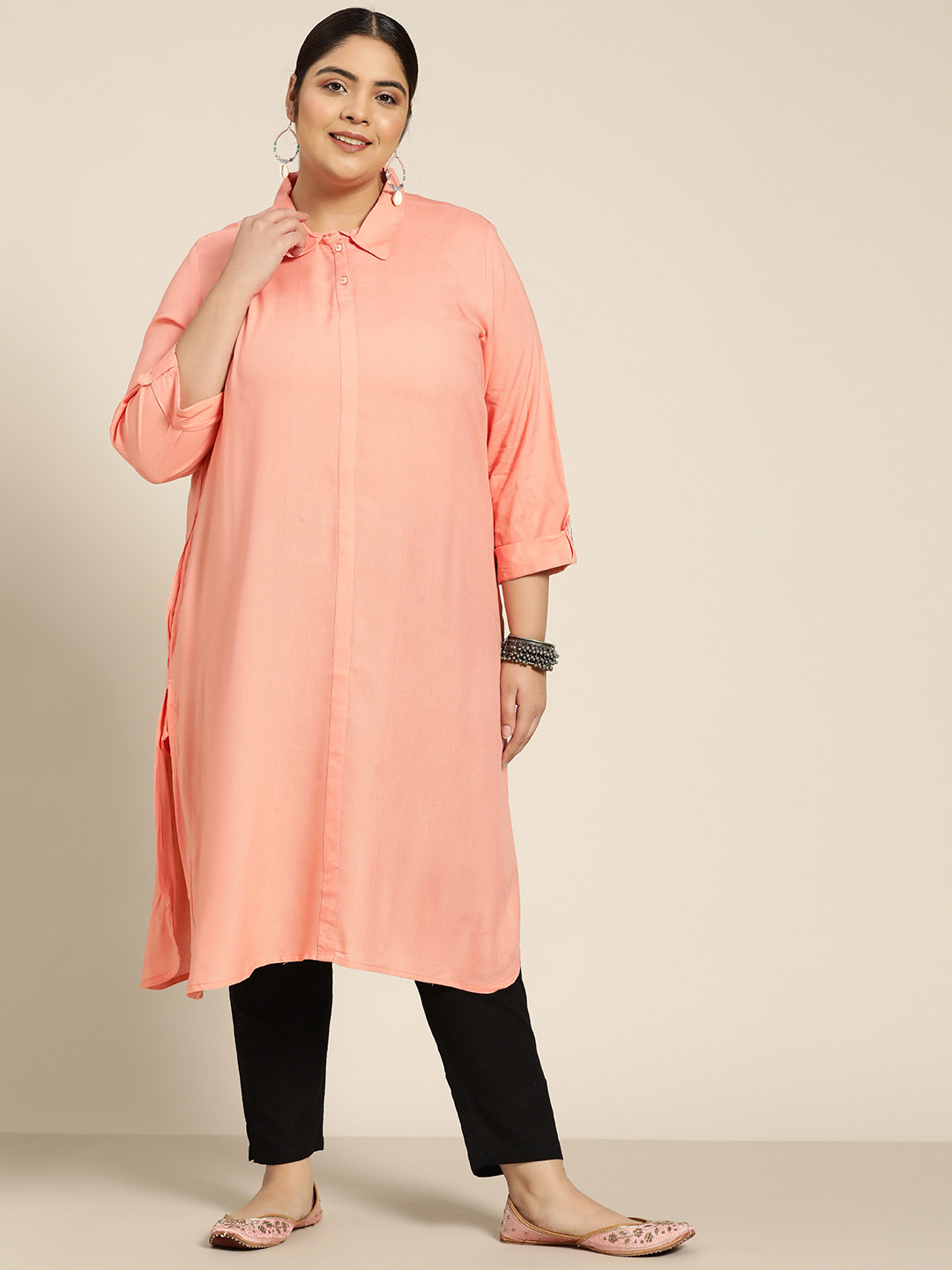 

Sztori Plus Size Women Peach-Coloured Pastels Collar Neck Kurta