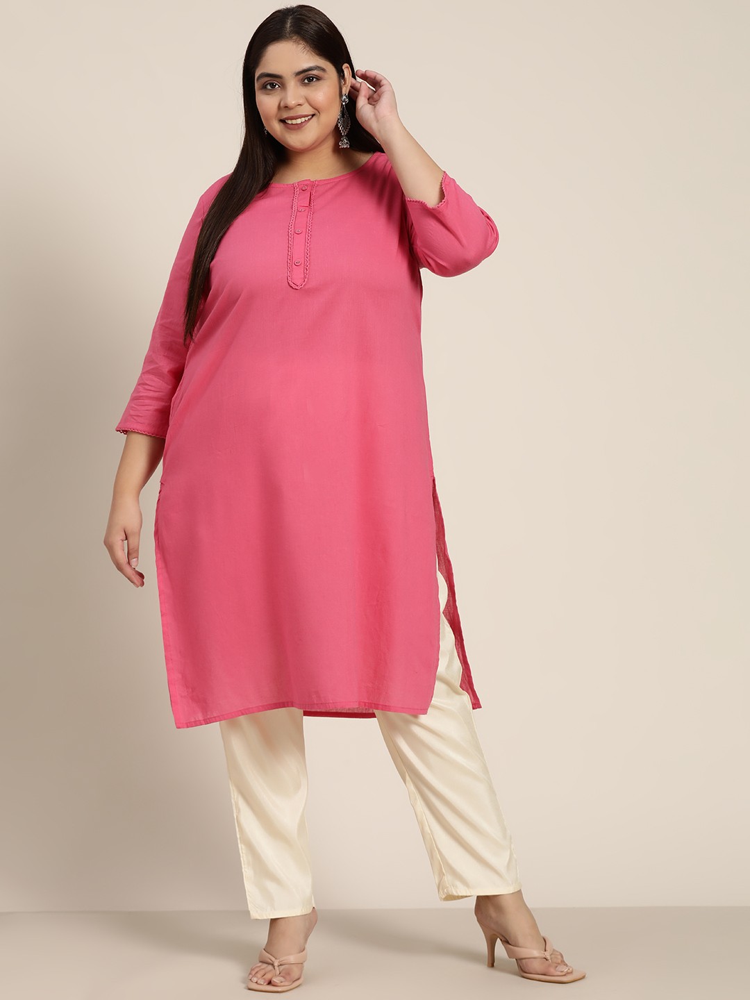 

Sztori Women Plus Size Pink Solid Lace Detail Pure Cotton Kurta
