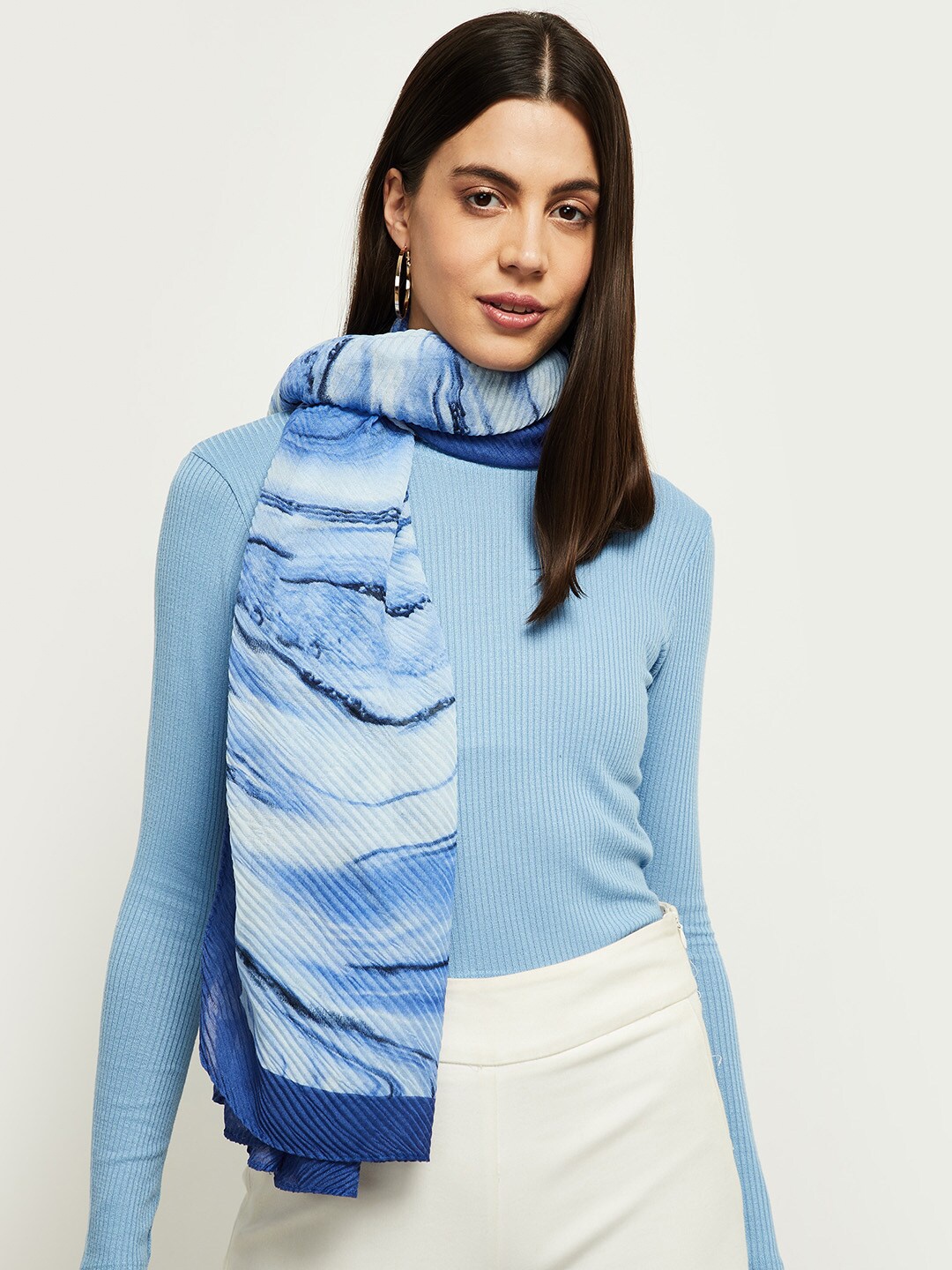 

max Women Blue & White Self Design Scarf