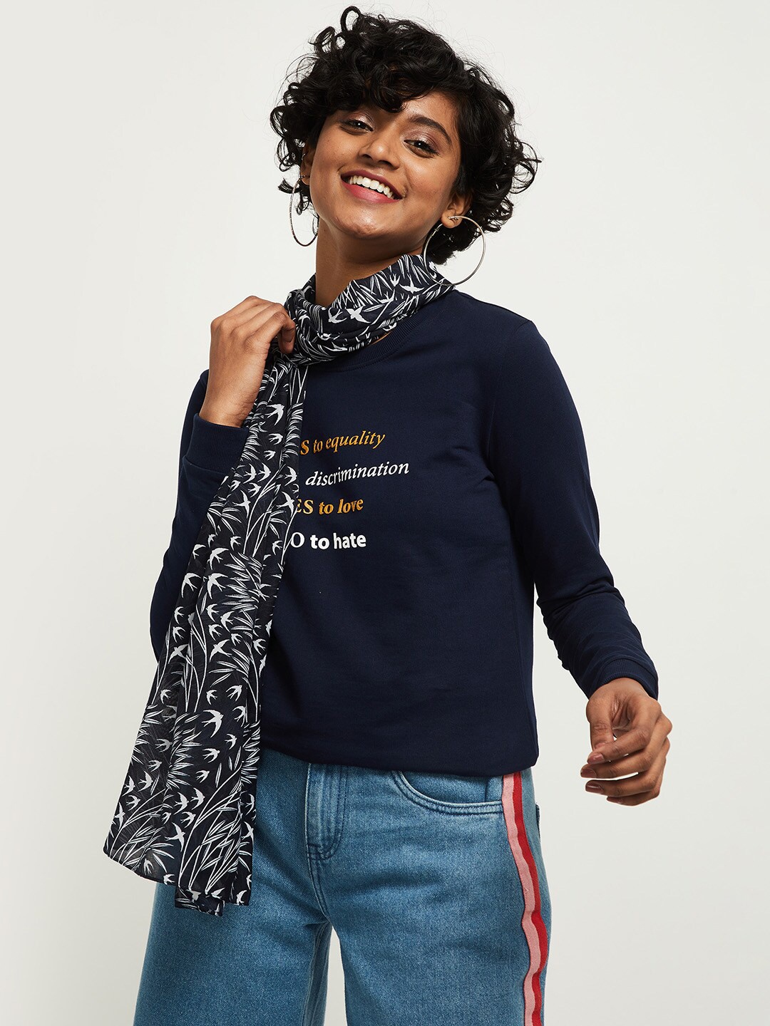 

max Women Navy Blue & White Printed Scarf