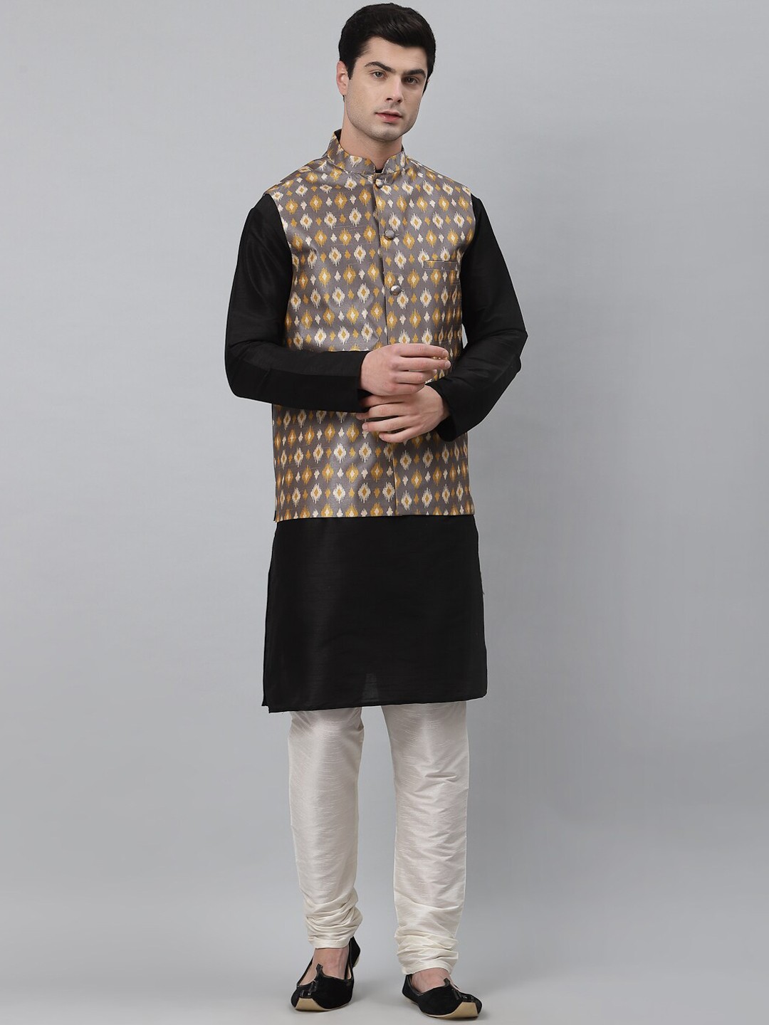 

NEUDIS Men Black Dupion Silk Kurta Set With Nehru Jacket
