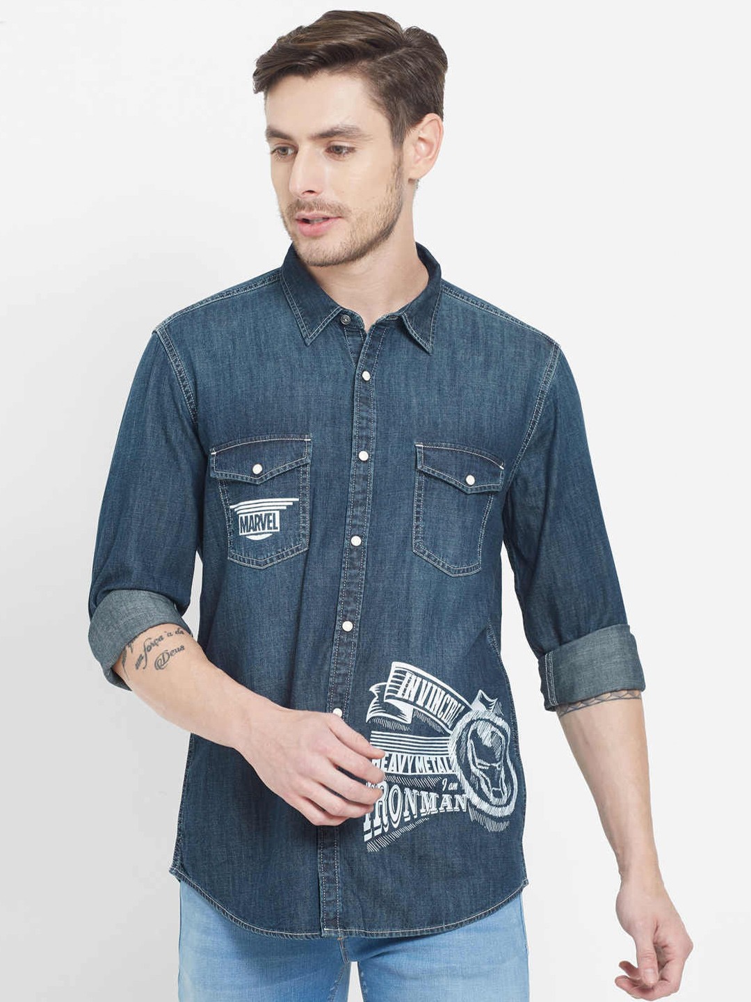 

Pepe Jeans Men Blue Classic Faded Marvel Printed Casual Shirt