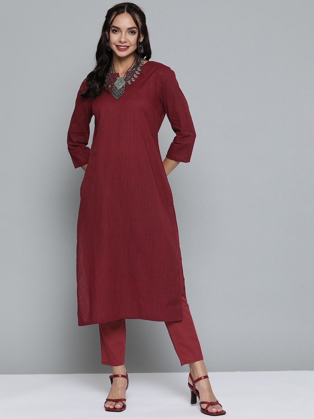 

HERE&NOW Women Maroon Pure Cotton Striped Kurta with Solid Trousers