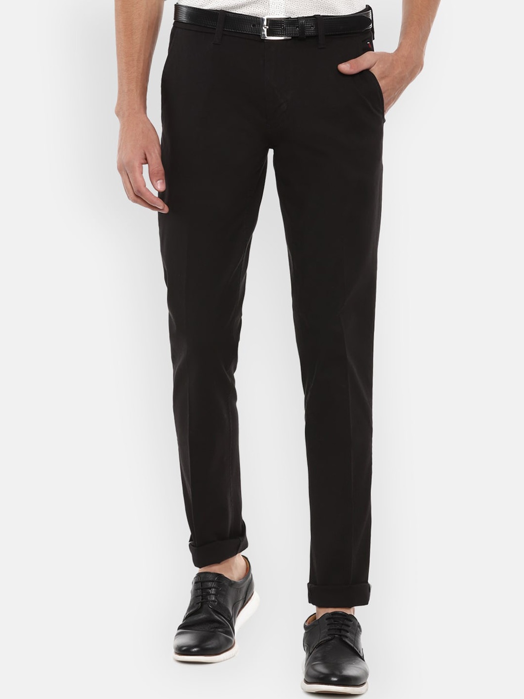 

Louis Philippe Sport Men Black Solid Trousers