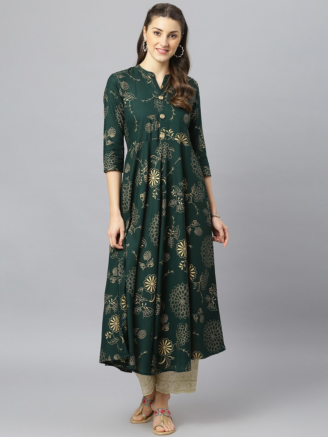

FASHION DEPTH Women Green & Cream Ethnic Motifs Printed Anarkali Kurta