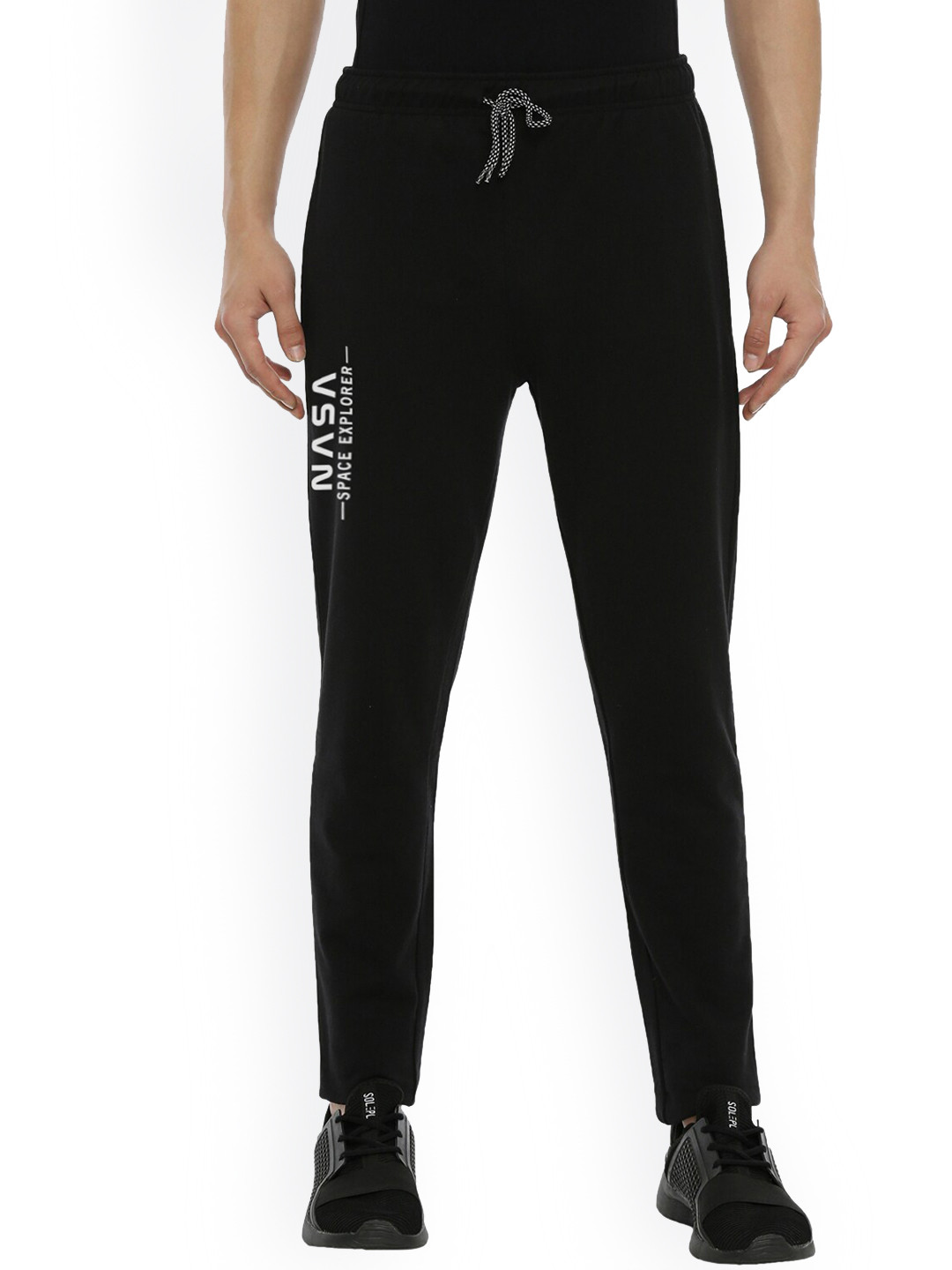

MASH UNLIMITED Men Black Solid Slim Fit Cotton Track Pant