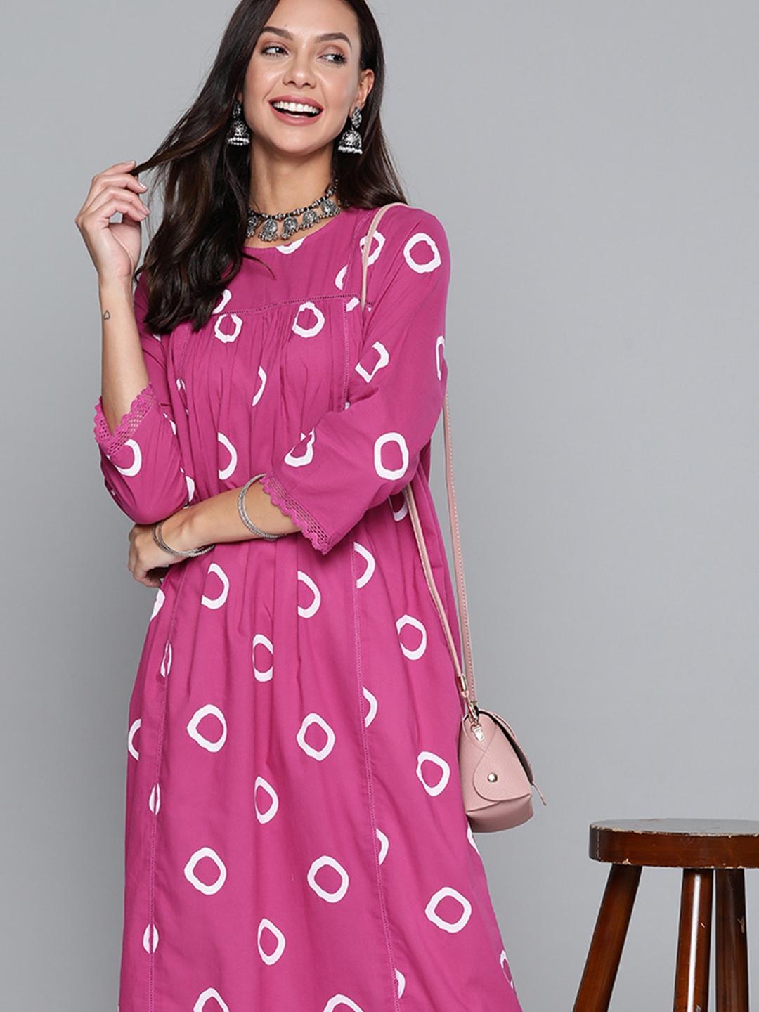 

HERE&NOW Women Fuchsia & White Ethnic Motifs Printed Pure Cotton Kurta