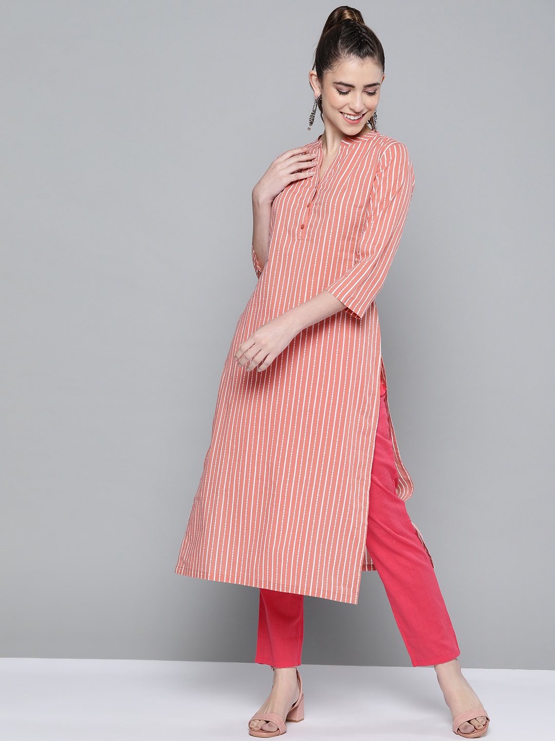 

HERE&NOW Women Peach-Coloured & White Pure Cotton Striped Kurta