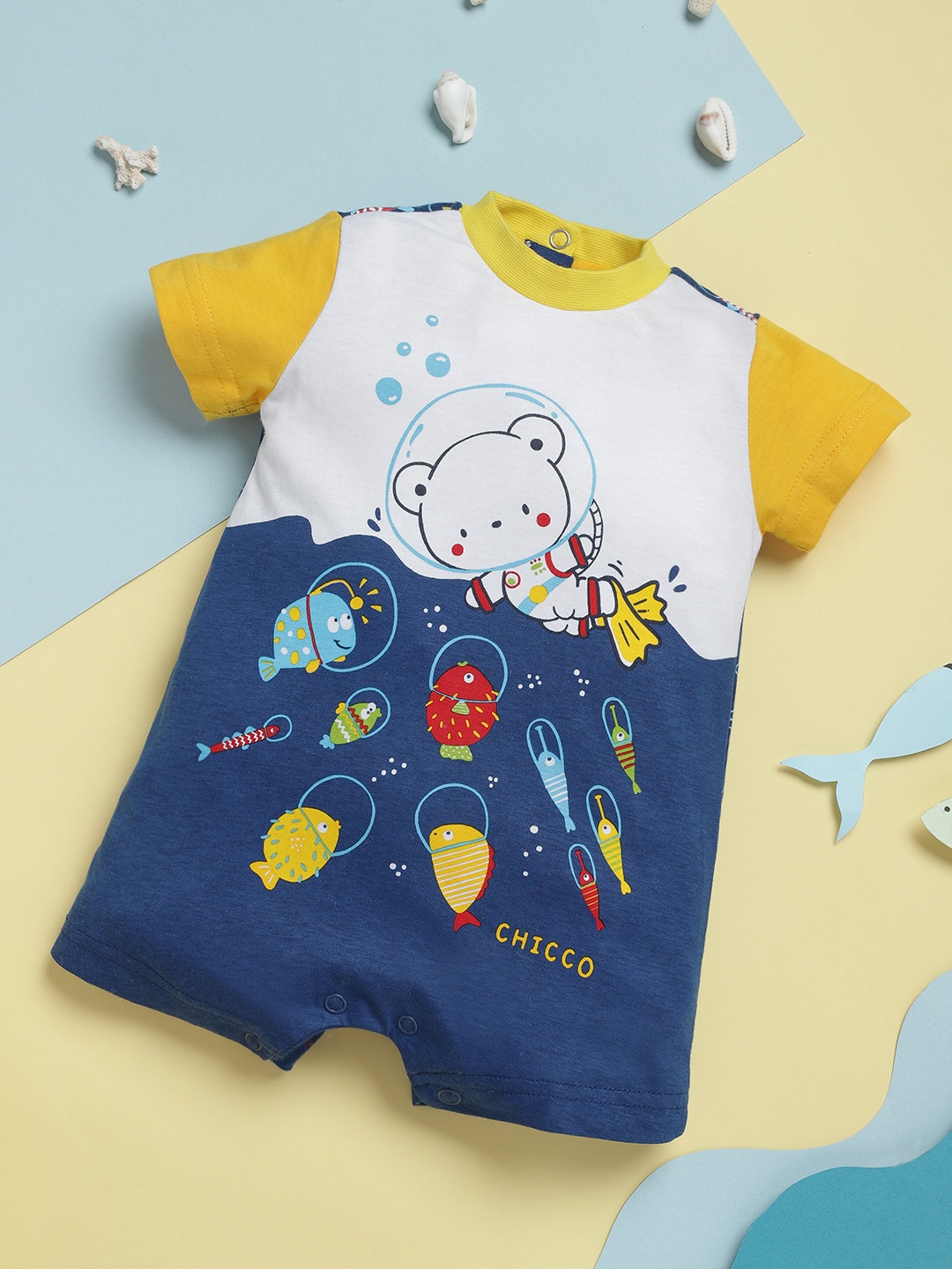 

Chicco Infant Boys White & Navy Blue Printed Pure Cotton Rompers